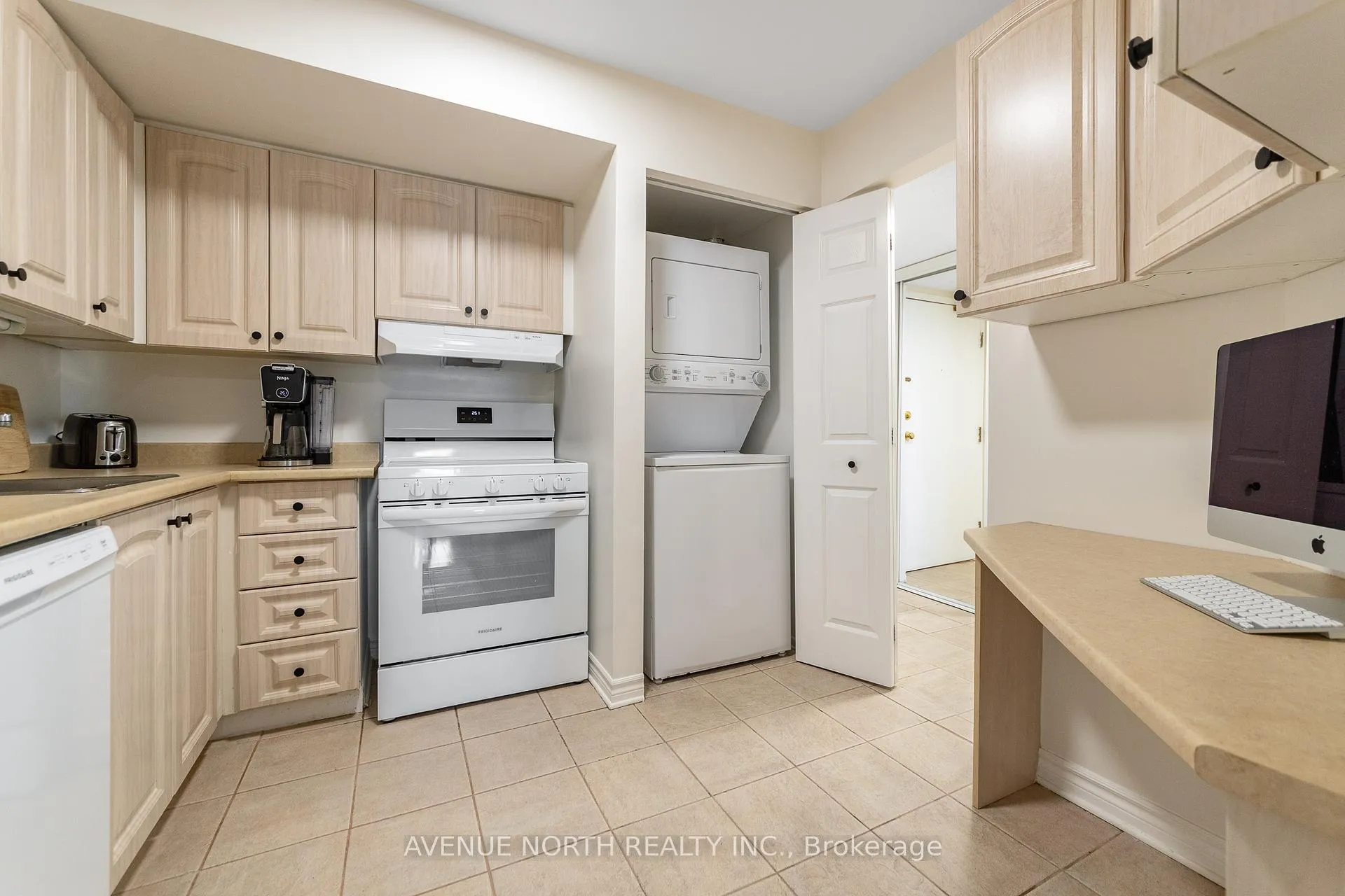 Photo 8 of Unit 202, 270 Lorry Greenberg Drive, Ottawa, Hunt Club Park/Greenboro — HOMEH