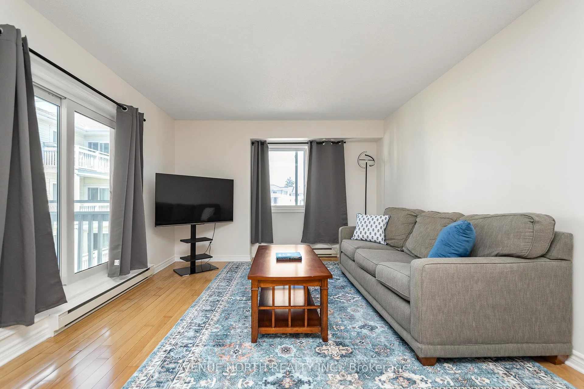 Photo 11 of Unit 202, 270 Lorry Greenberg Drive, Ottawa, Hunt Club Park/Greenboro — HOMEH