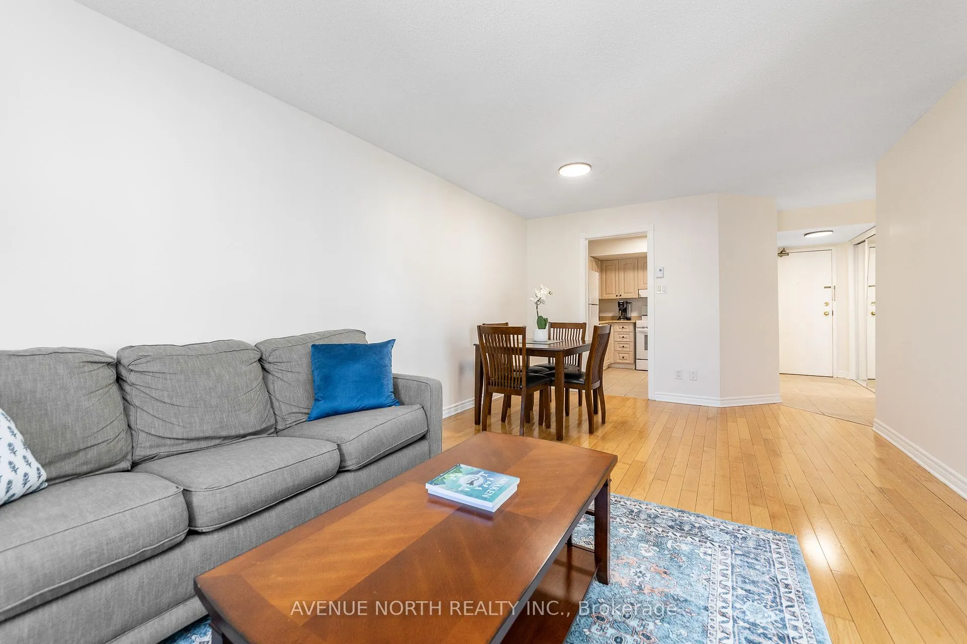 Photo 13 of Unit 202, 270 Lorry Greenberg Drive, Ottawa, Hunt Club Park/Greenboro — HOMEH