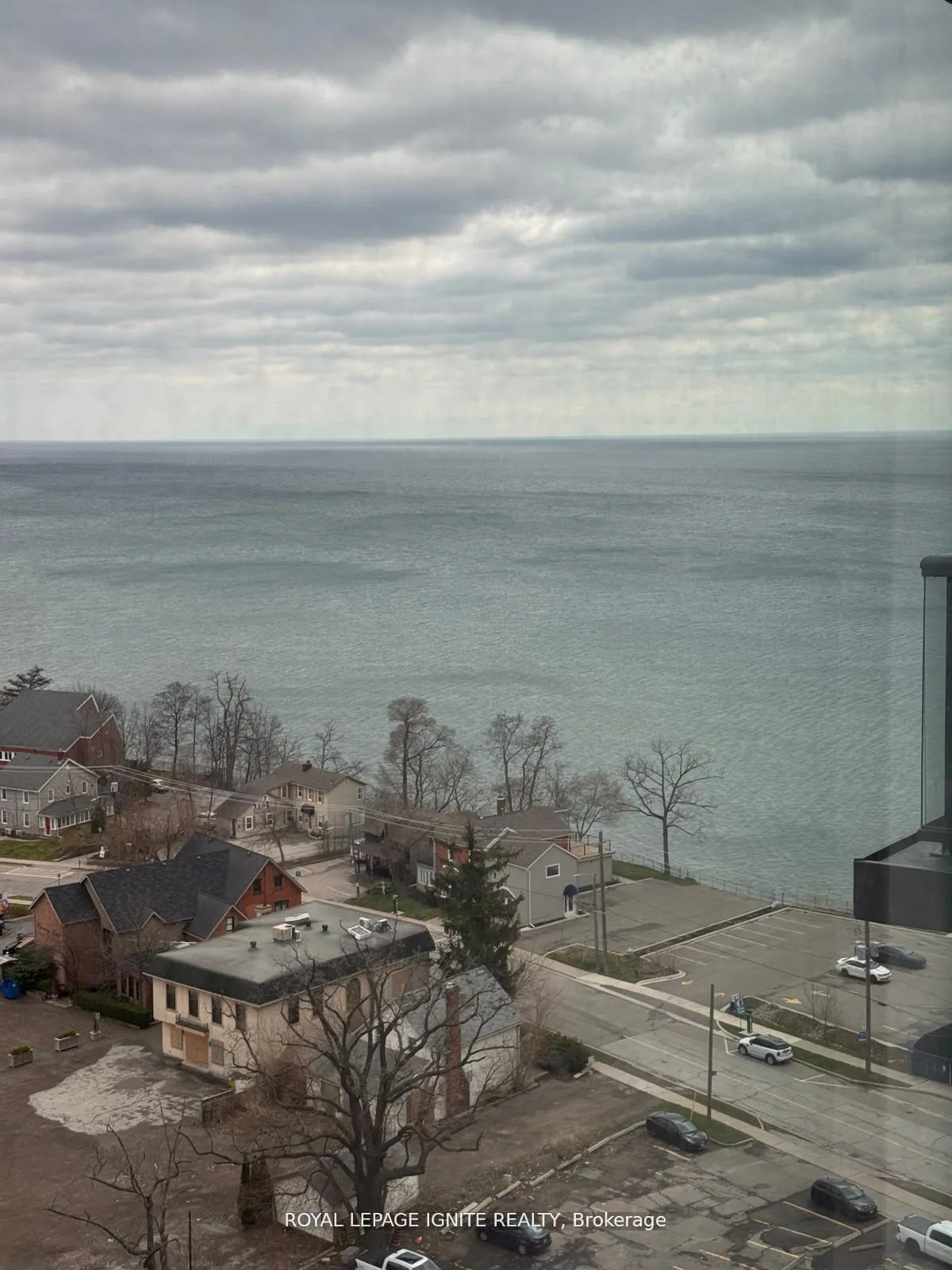 Photo 14 of Unit 1302, 2075 Lakeshore Road, Burlington, Brant — HOMEH