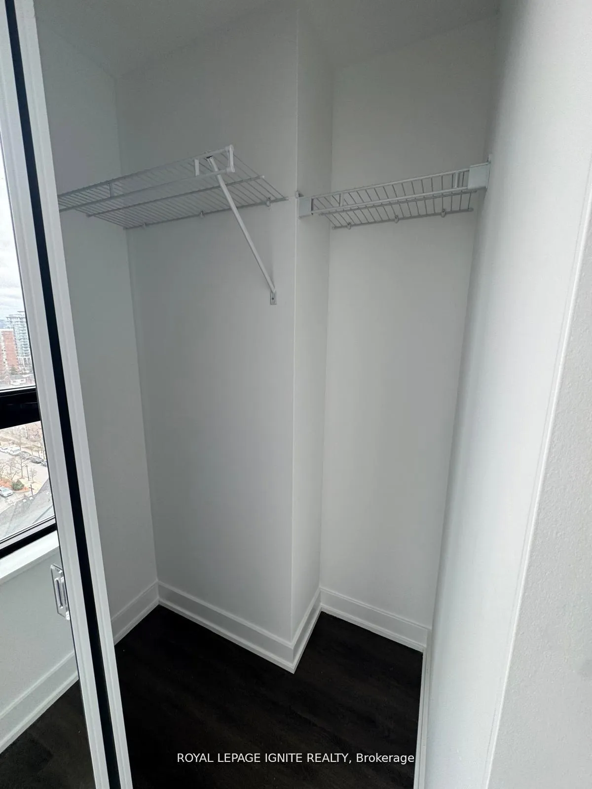 Photo 15 of Unit 1302, 2075 Lakeshore Road, Burlington, Brant — HOMEH