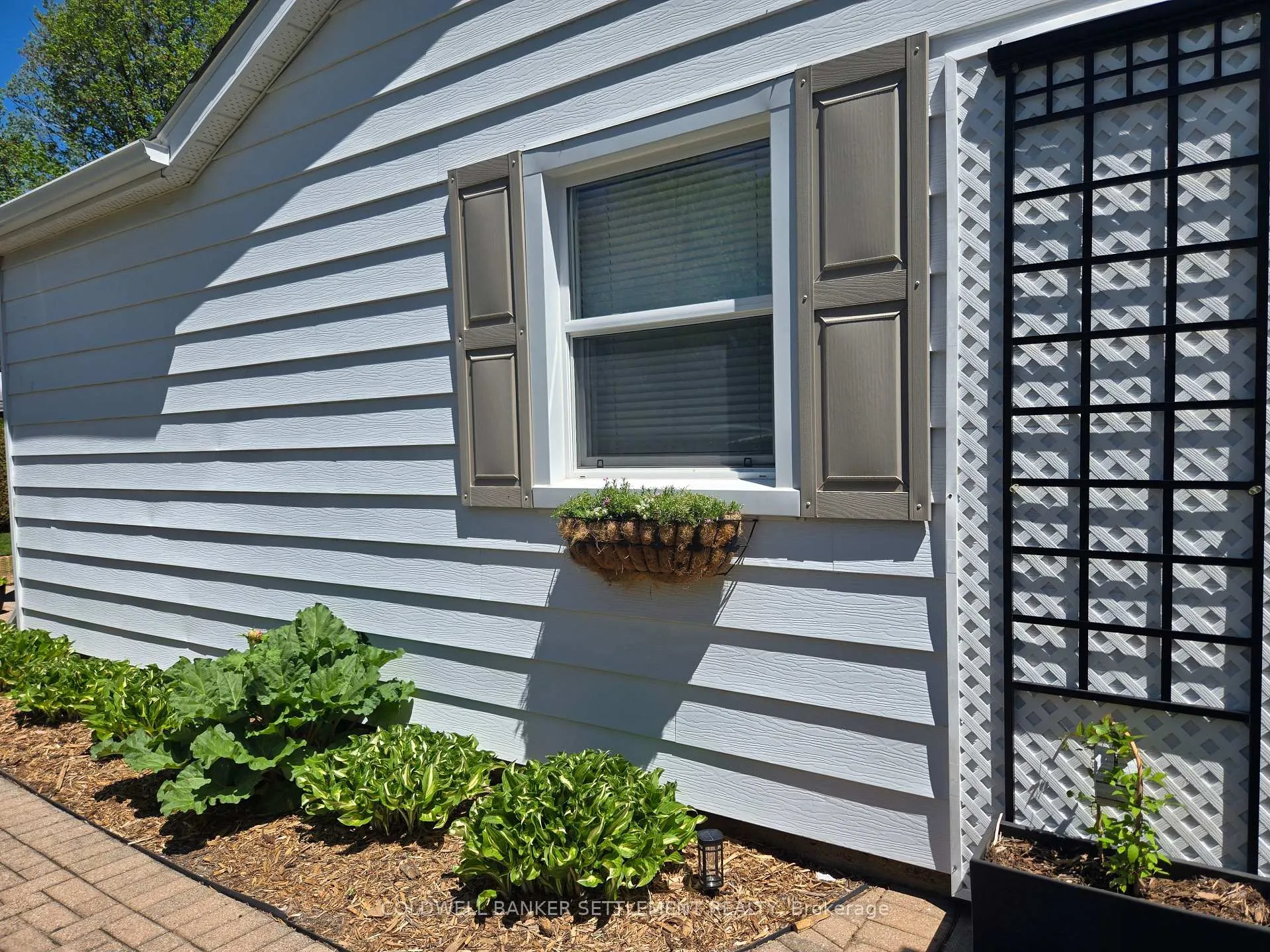 Photo 36 of 22 Broadview Avenue W, Smiths Falls — HOMEH