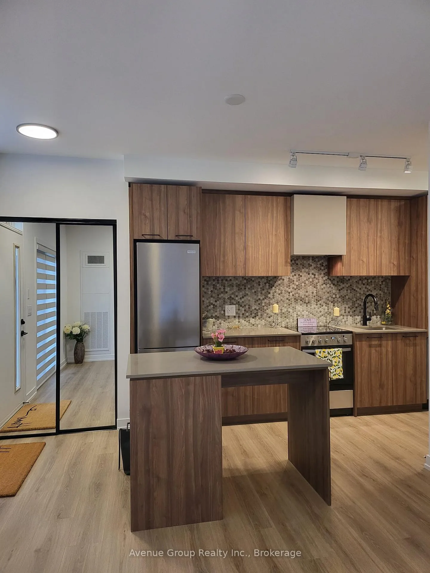Photo 3 of Unit B005, 20 Lagerfeld Drive, Brampton, Northwest Brampton — HOMEH