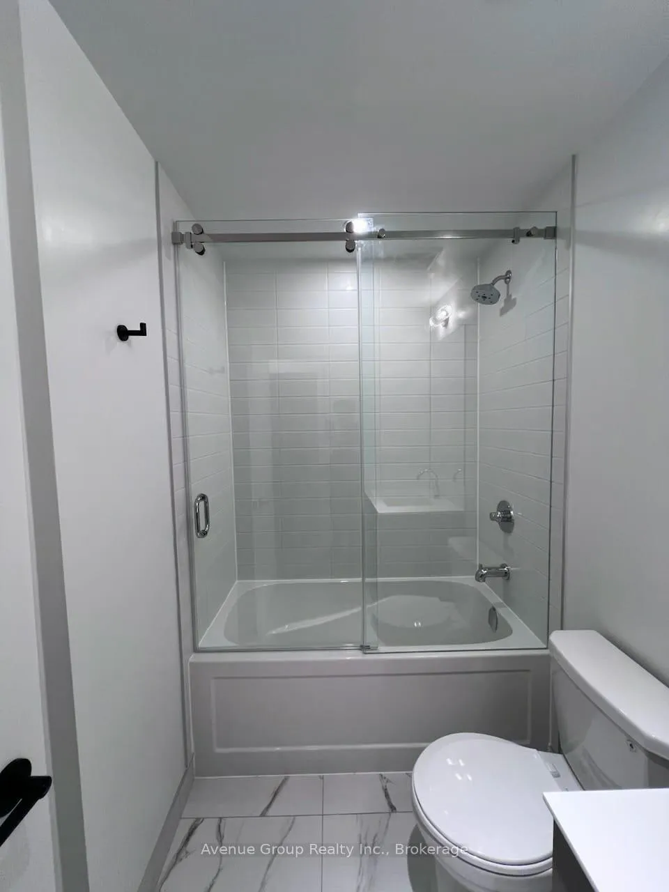 Photo 10 of Unit B005, 20 Lagerfeld Drive, Brampton, Northwest Brampton — HOMEH
