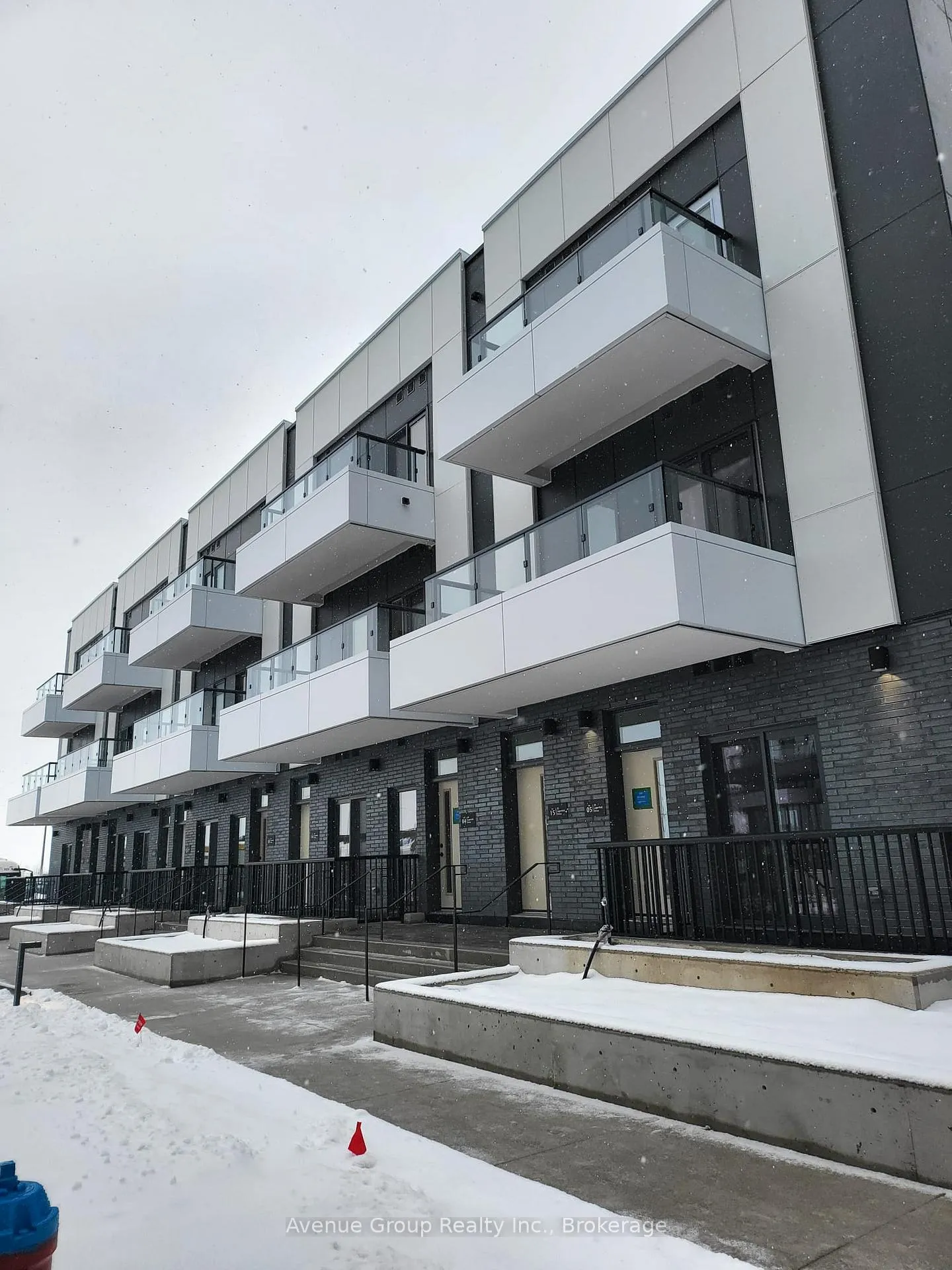 Photo 12 of Unit B005, 20 Lagerfeld Drive, Brampton, Northwest Brampton — HOMEH