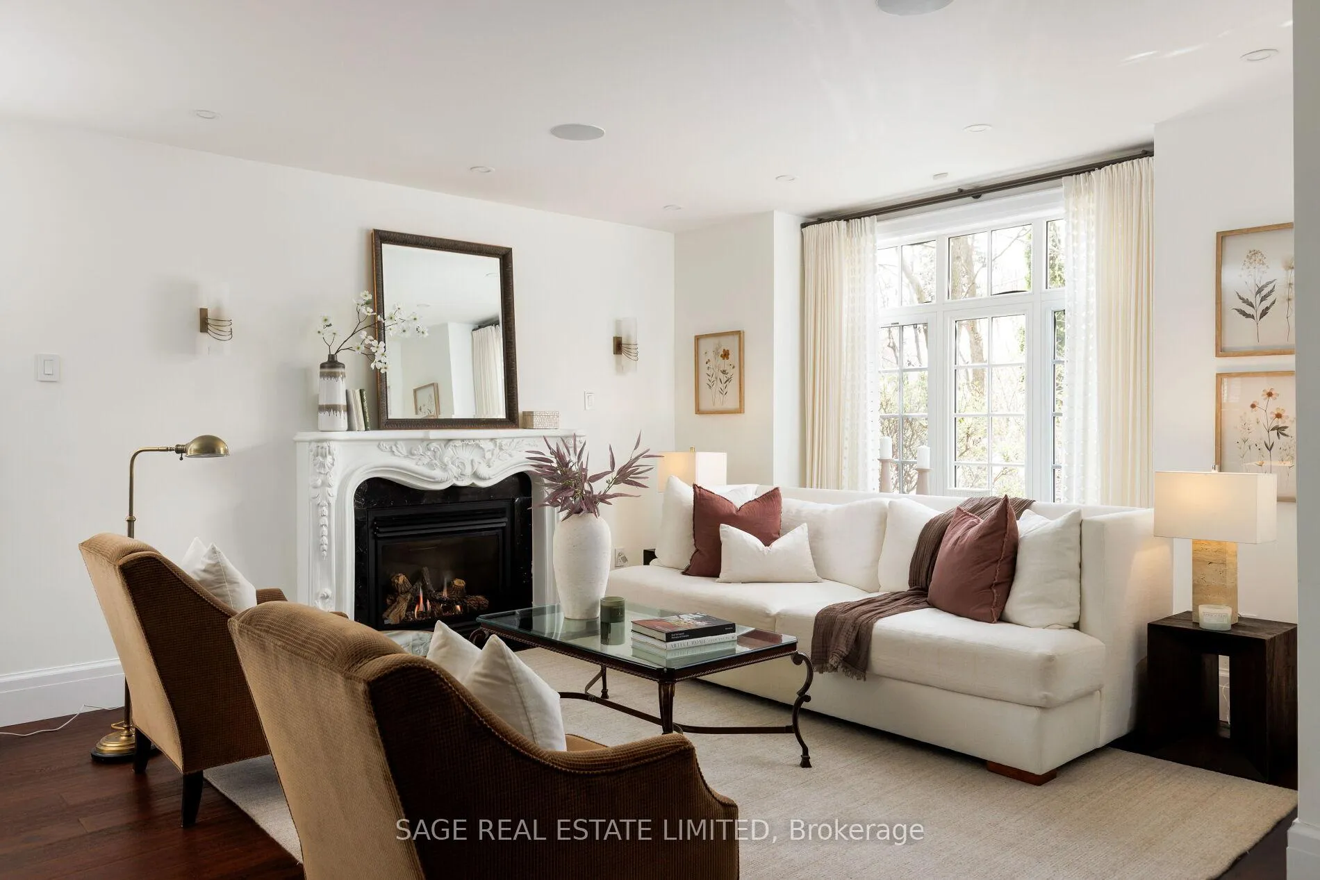 Photo 5 of 4 Reigate Road, Etobicoke, Edenbridge-Humber Valley — HOMEH