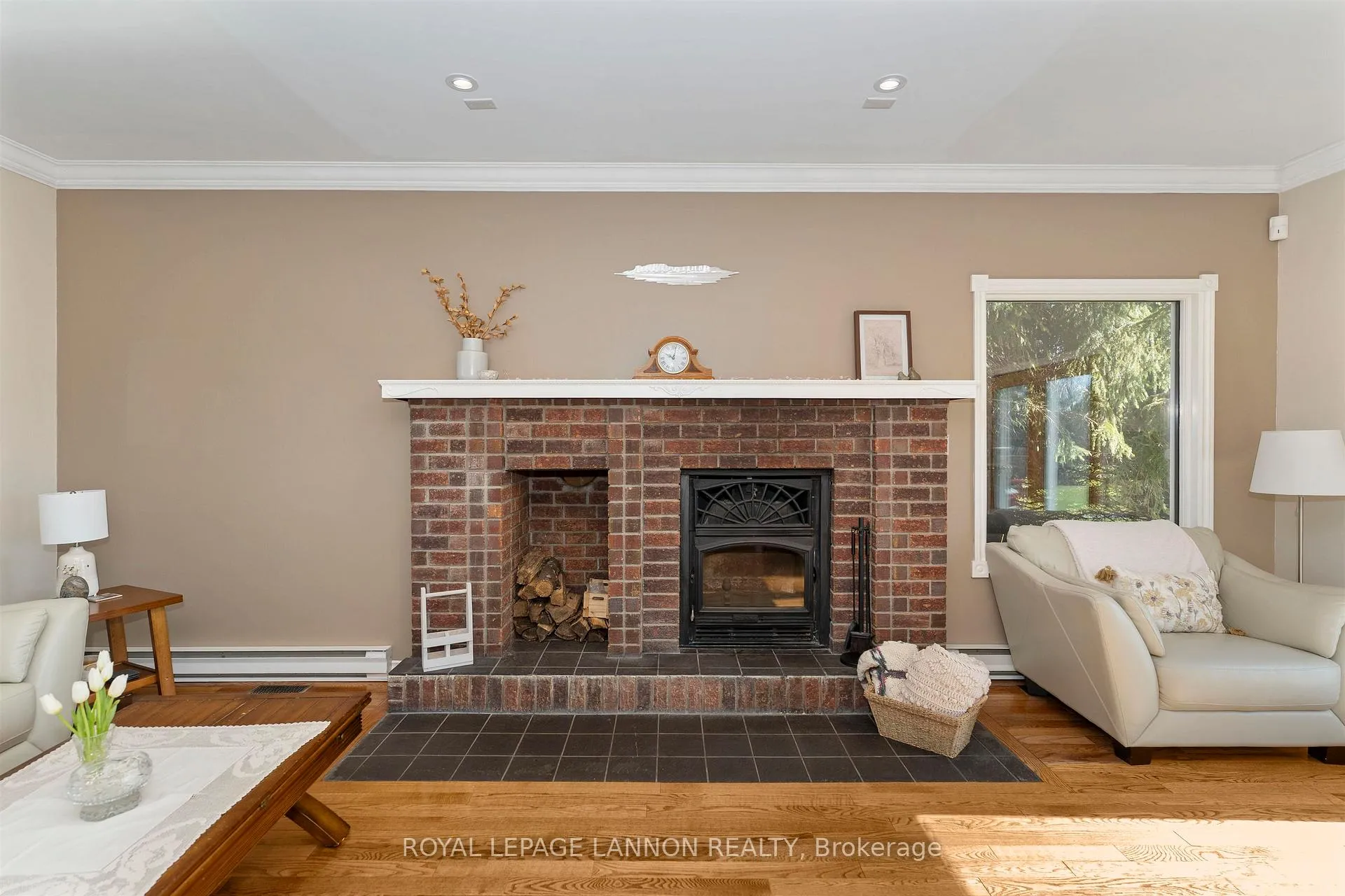 Photo 11 of 26 Margaret St S, Neebing, Blake — HOMEH