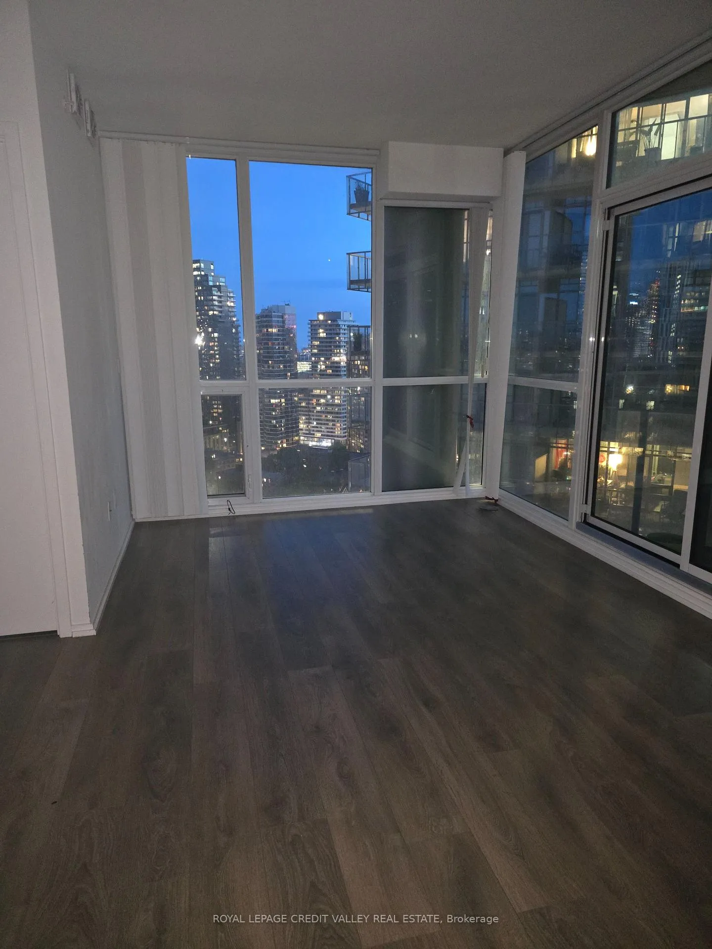 Photo 6 of Unit 3002, 45 Charles Street, Toronto, Church-Yonge Corridor — HOMEH