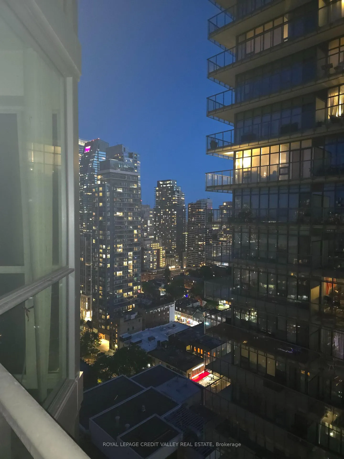Photo 17 of Unit 3002, 45 Charles Street, Toronto, Church-Yonge Corridor — HOMEH