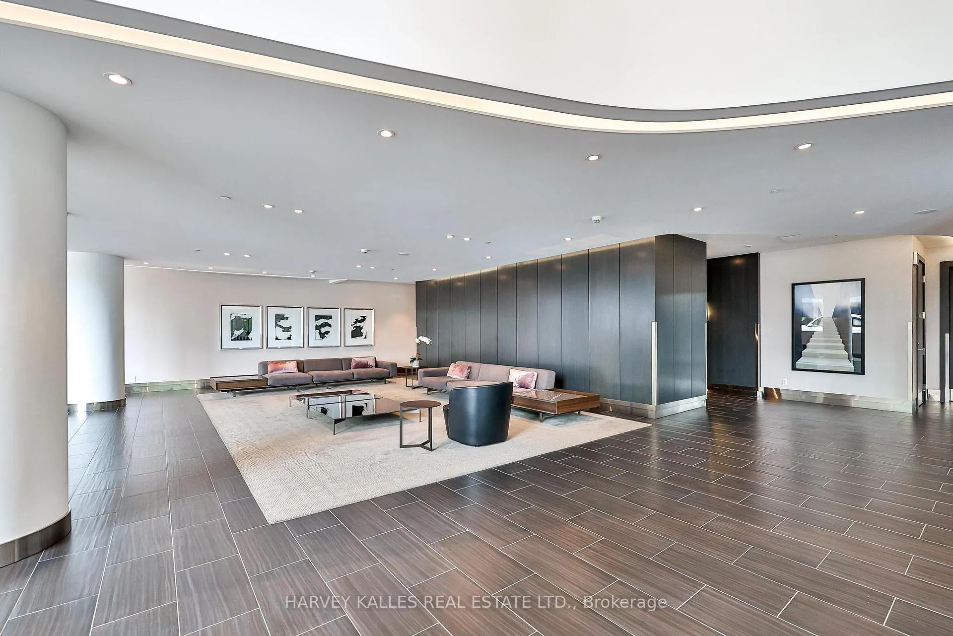 Photo 5 of Unit 1501, 1815 Yonge Street, Toronto, Mount Pleasant East — HOMEH