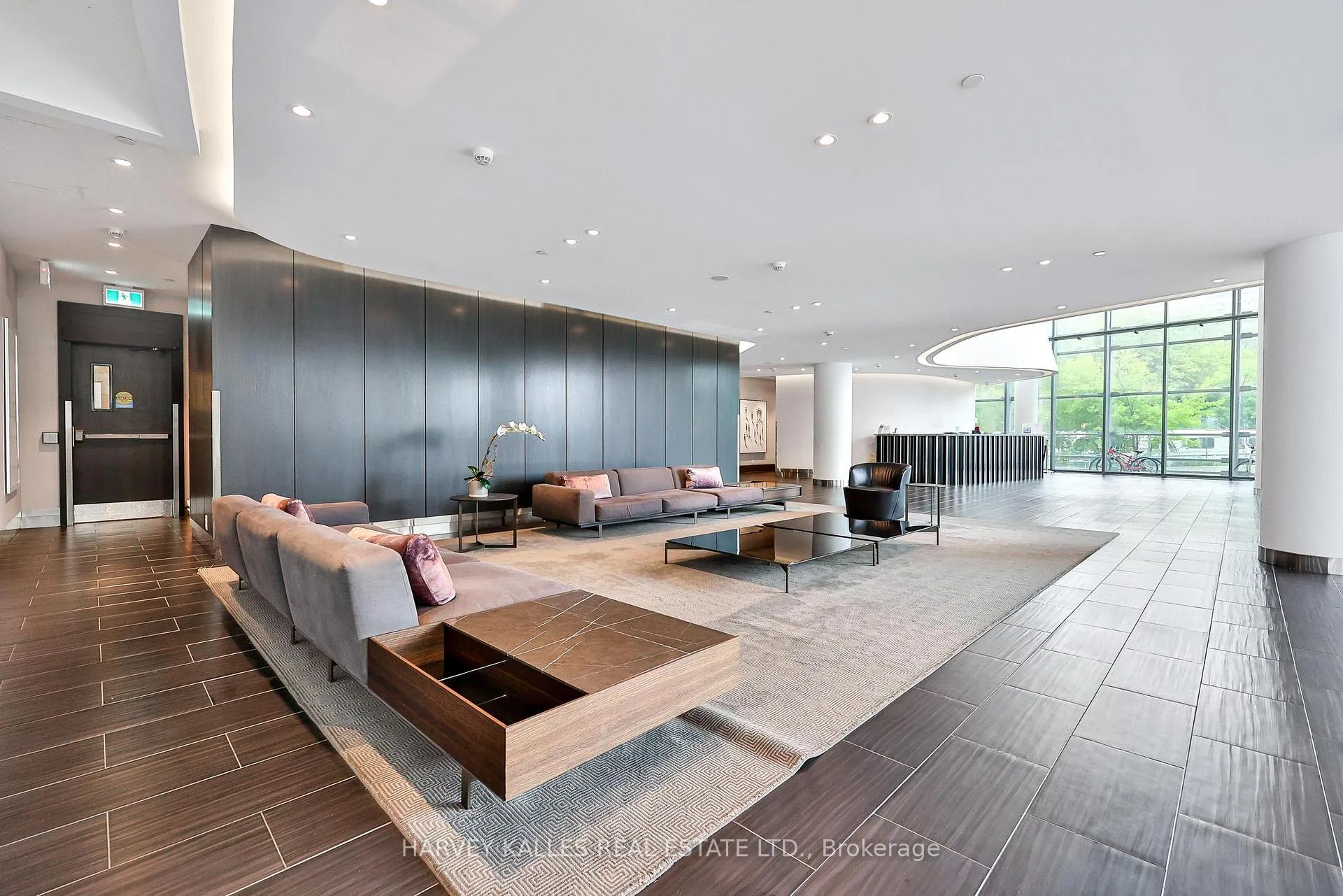 Photo 6 of Unit 1501, 1815 Yonge Street, Toronto, Mount Pleasant East — HOMEH