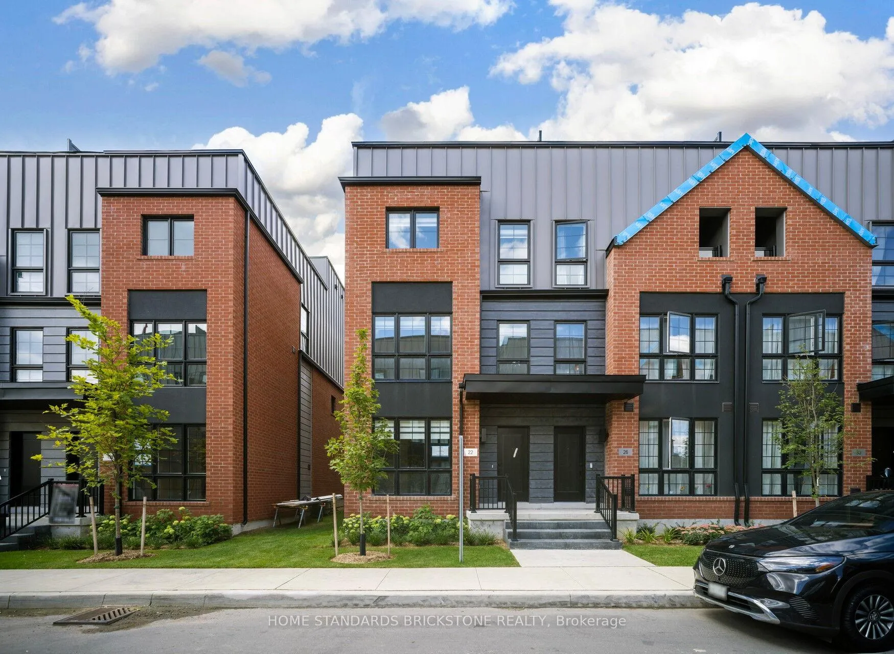 Photo 1 of 22 Chesley Street, Vaughan, Uplands — HOMEH