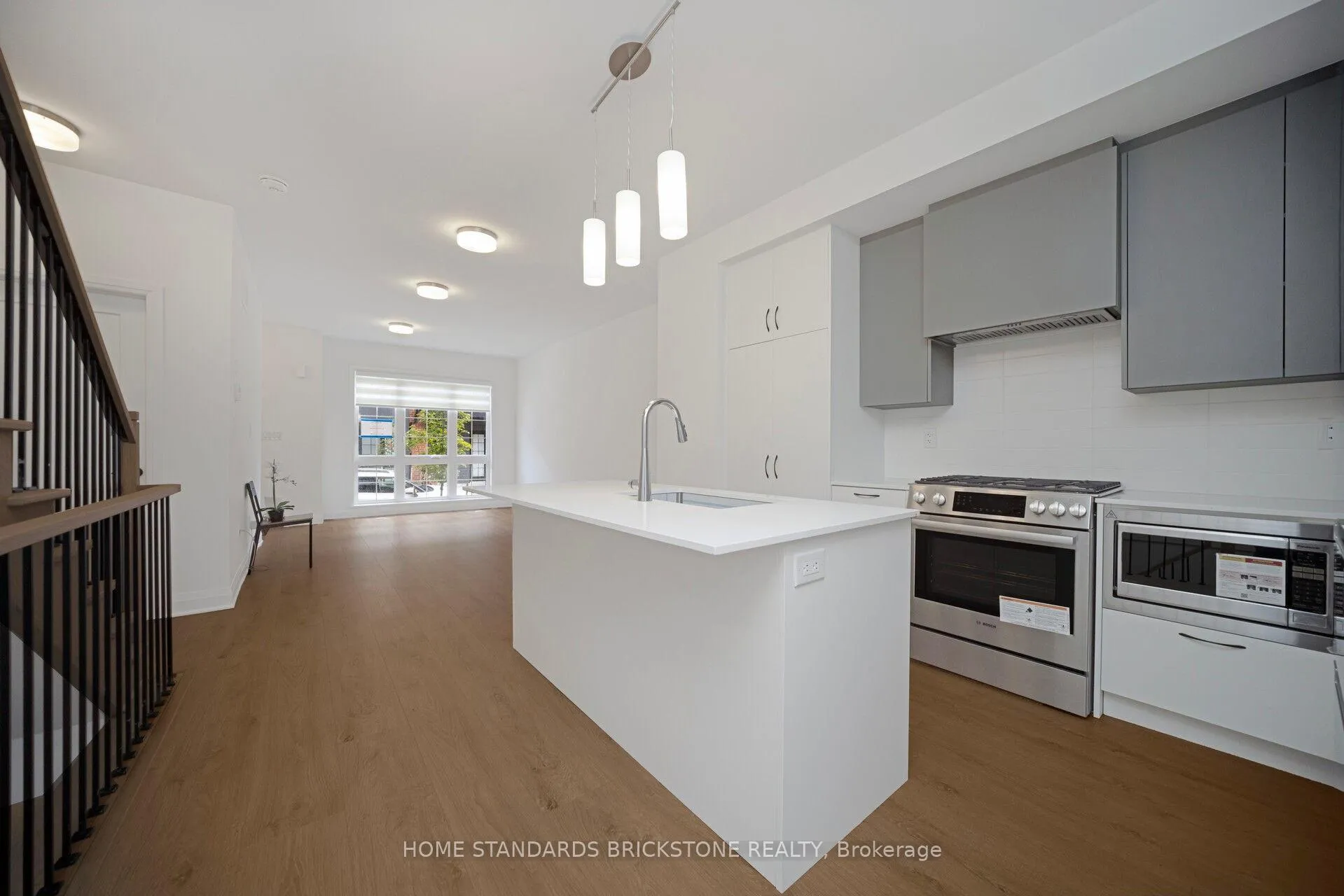 Photo 12 of 22 Chesley Street, Vaughan, Uplands — HOMEH