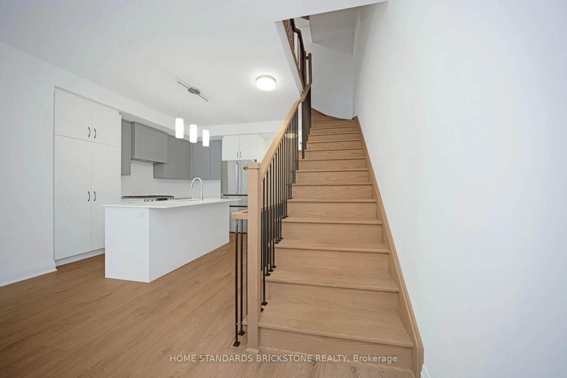 Photo 16 of 22 Chesley Street, Vaughan, Uplands — HOMEH