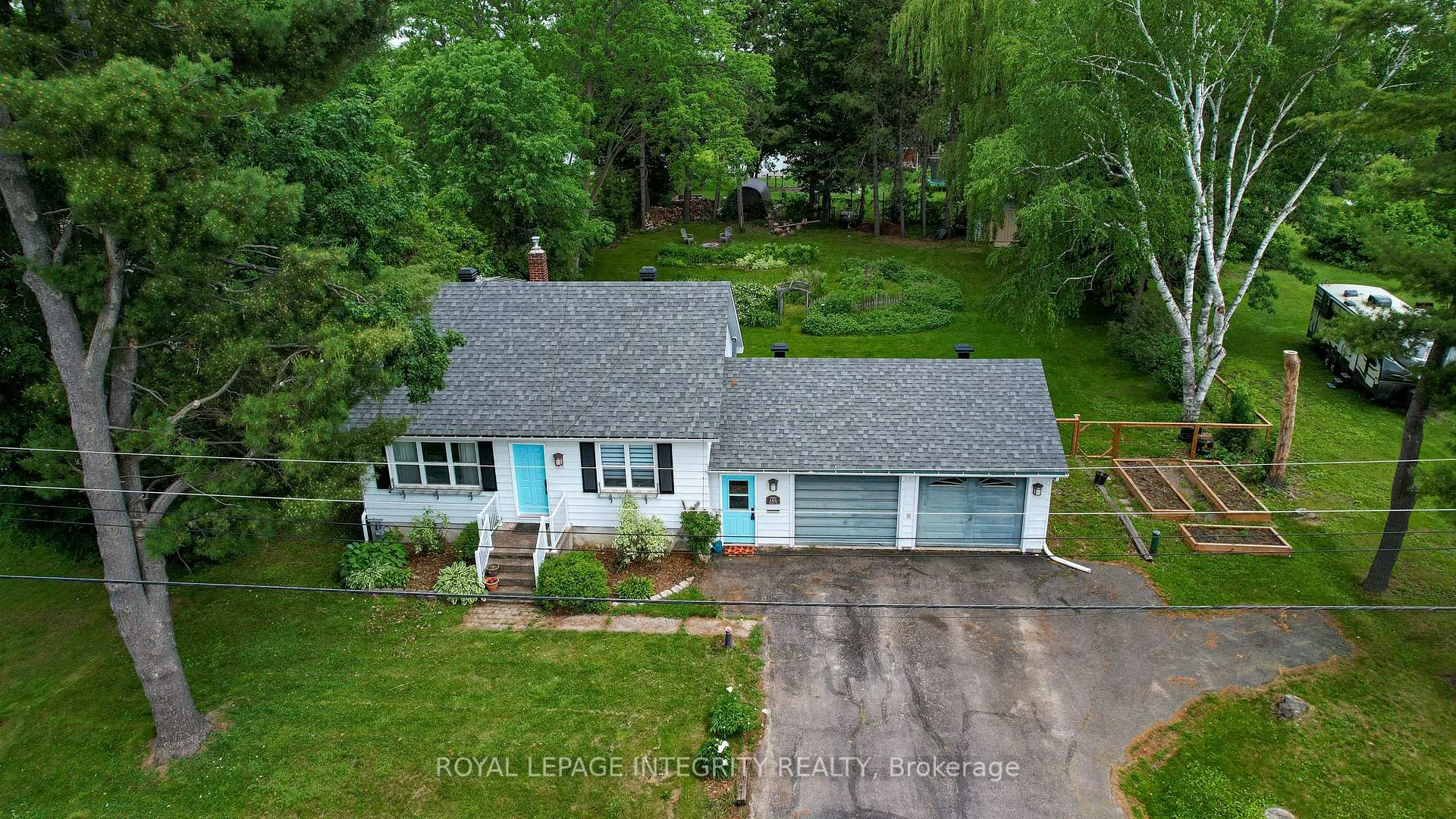 Photo 3 of 165 Moore Street, McNab/Braeside, Mcnab/Braeside Twps — HOMEH