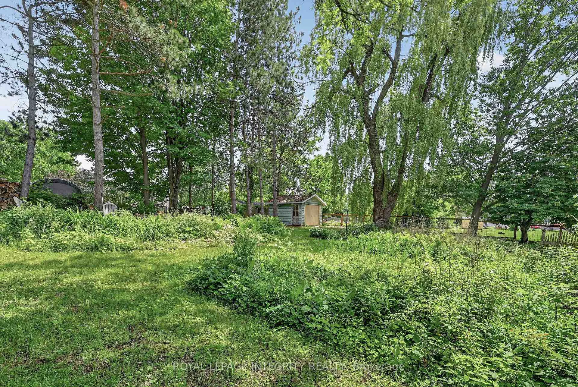Photo 35 of 165 Moore Street, McNab/Braeside, Mcnab/Braeside Twps — HOMEH