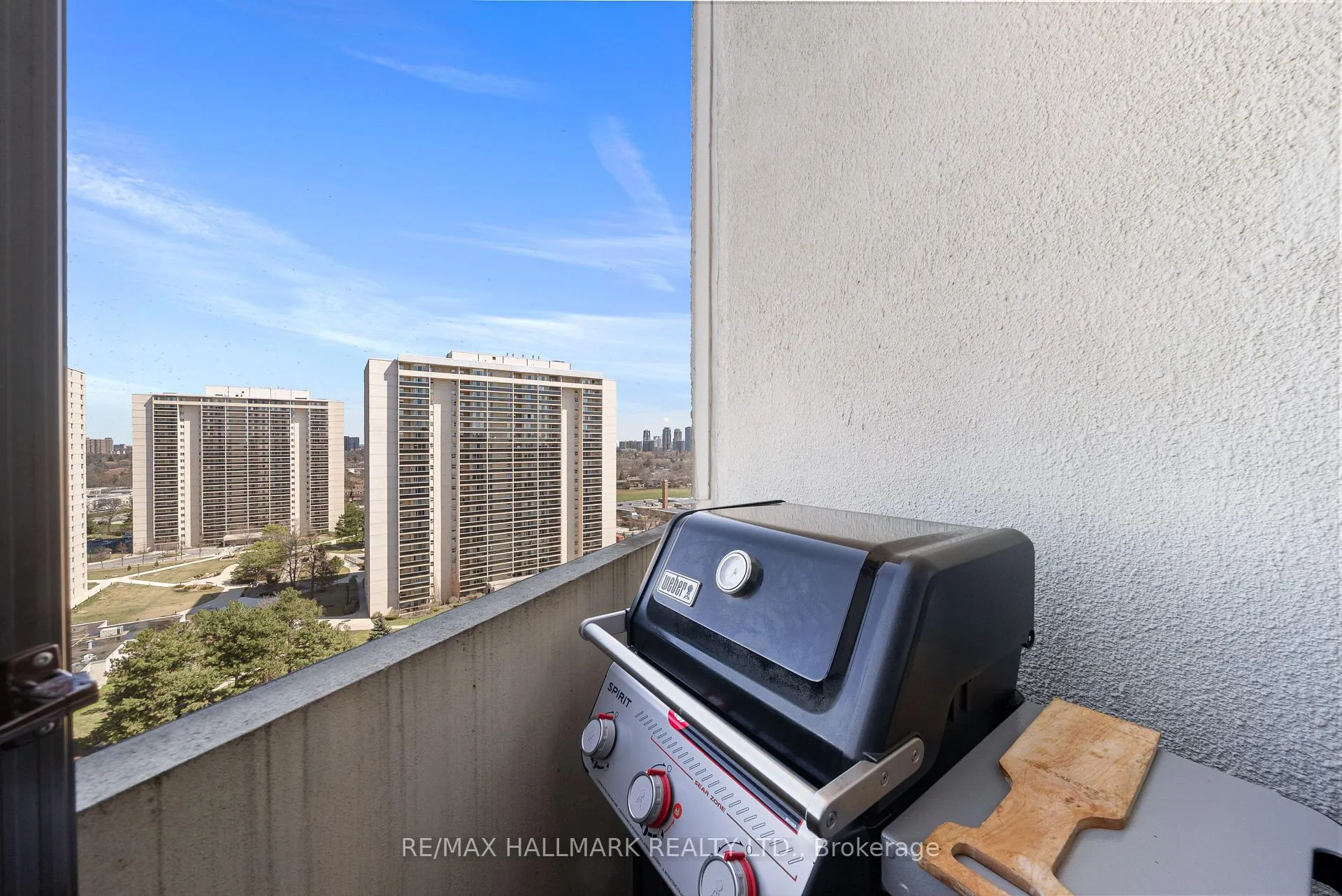 Photo 15 of Unit PH1, 296 Mill Road, Etobicoke, Markland Wood — HOMEH