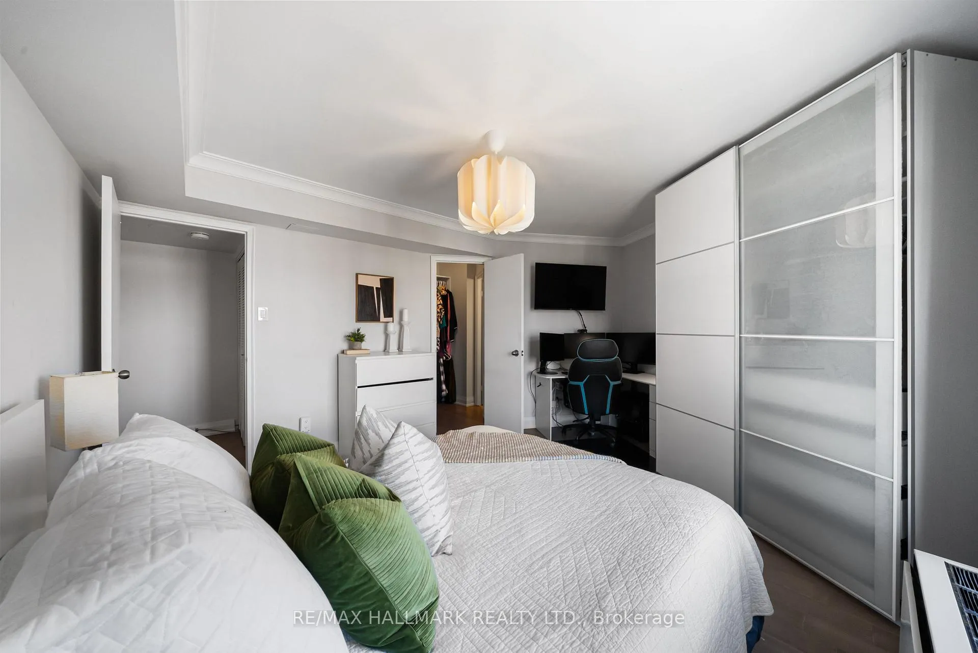 Photo 18 of Unit PH1, 296 Mill Road, Etobicoke, Markland Wood — HOMEH