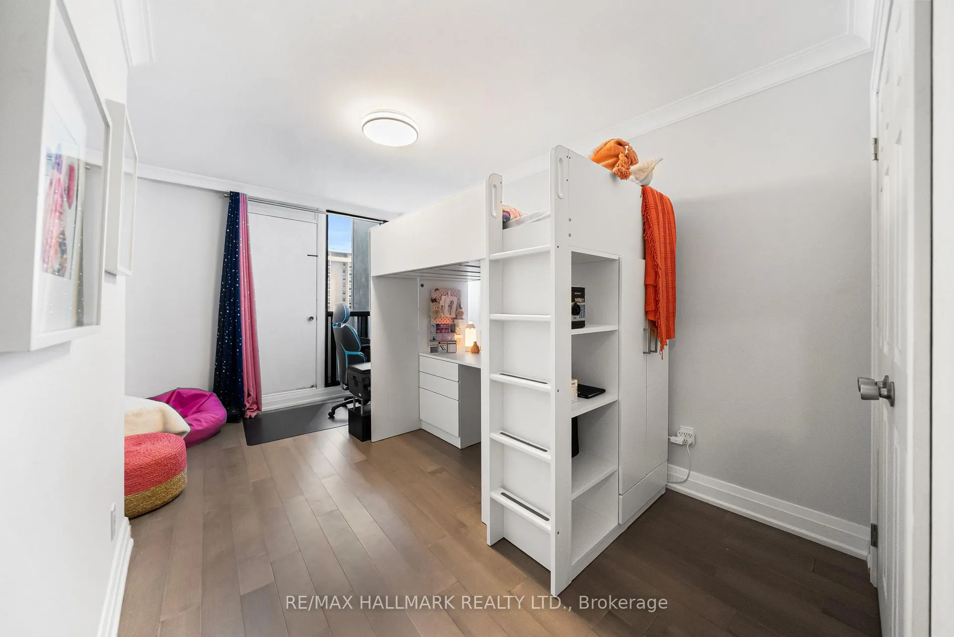 Photo 23 of Unit PH1, 296 Mill Road, Etobicoke, Markland Wood — HOMEH