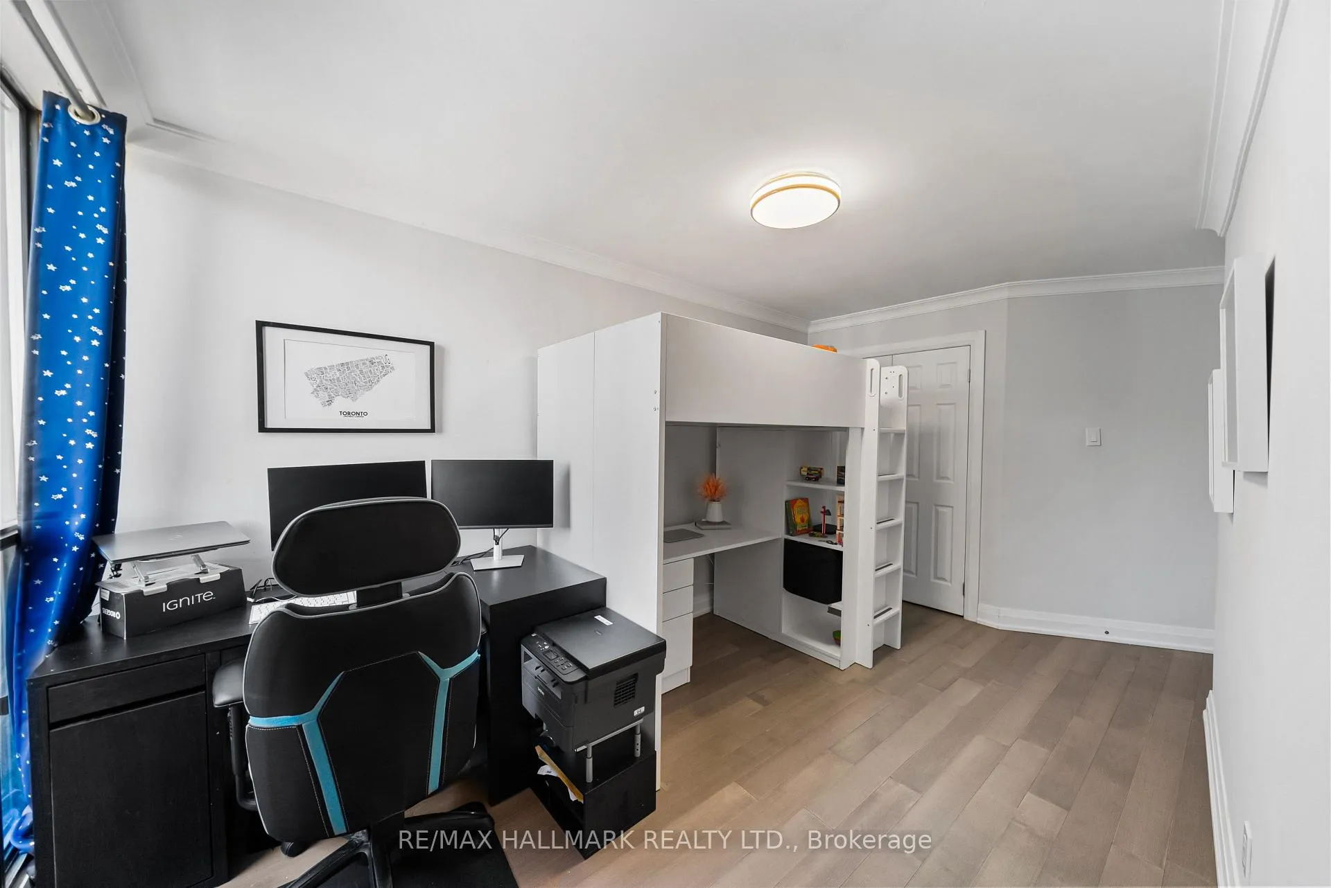Photo 24 of Unit PH1, 296 Mill Road, Etobicoke, Markland Wood — HOMEH