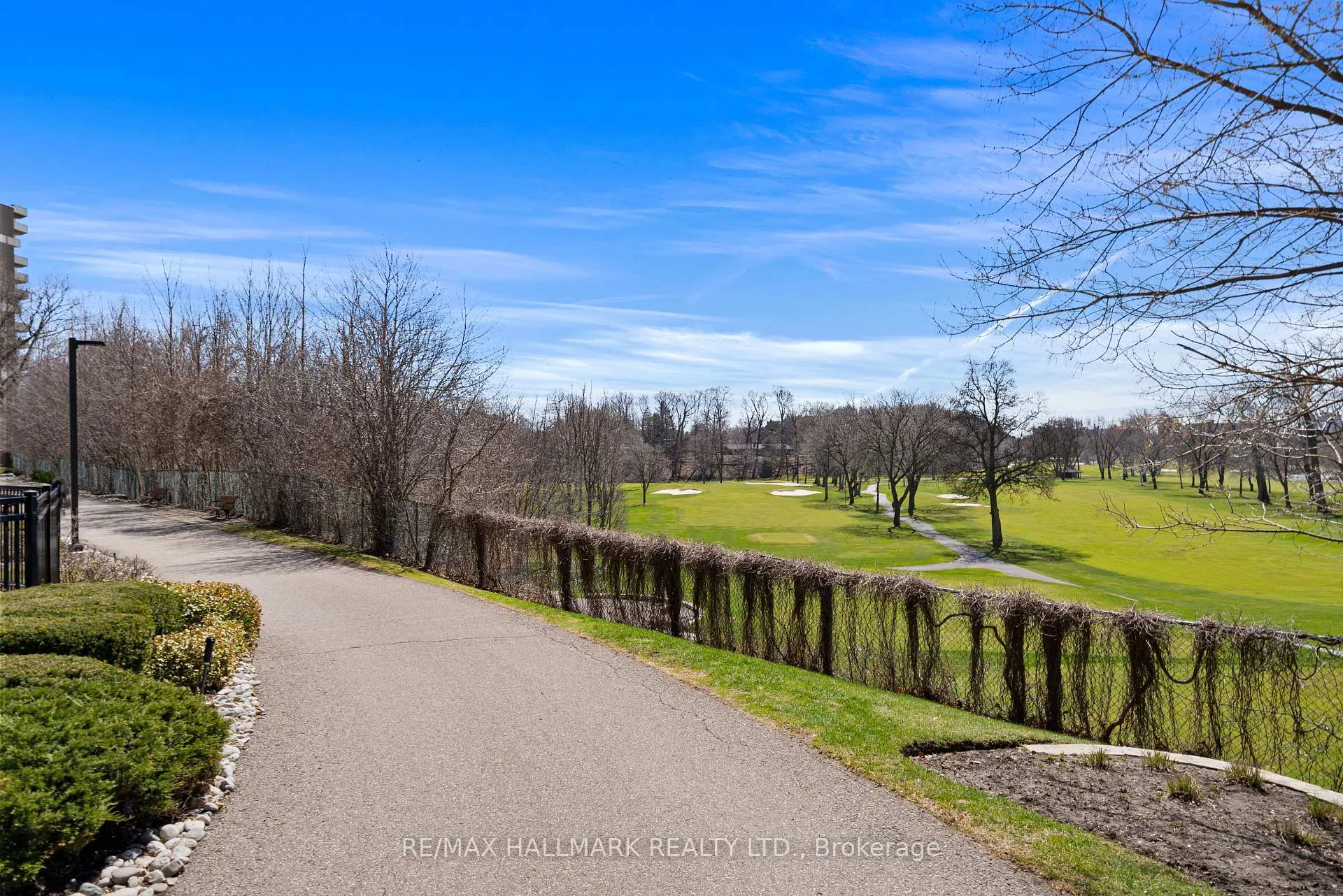 Photo 41 of Unit PH1, 296 Mill Road, Etobicoke, Markland Wood — HOMEH