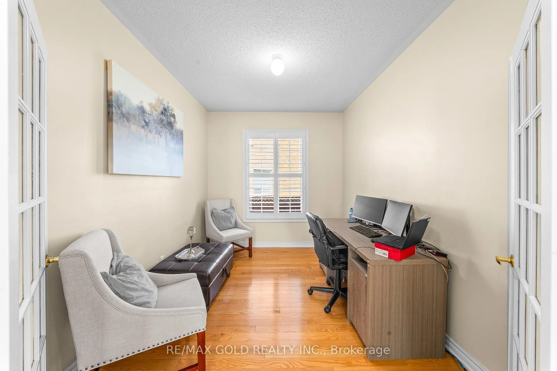 Photo 17 of 14 Stingray Court, Brampton, Madoc — HOMEH
