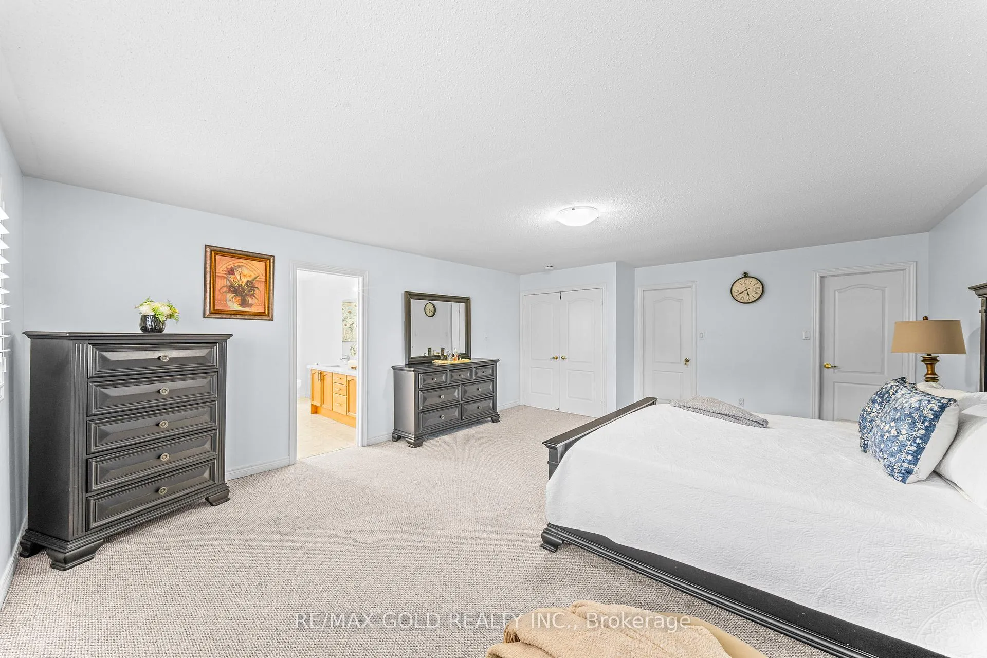 Photo 22 of 14 Stingray Court, Brampton, Madoc — HOMEH