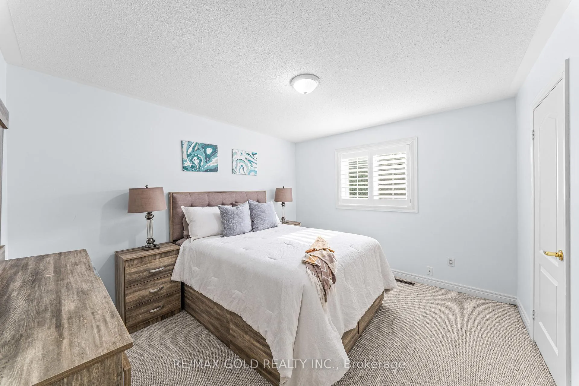 Photo 27 of 14 Stingray Court, Brampton, Madoc — HOMEH