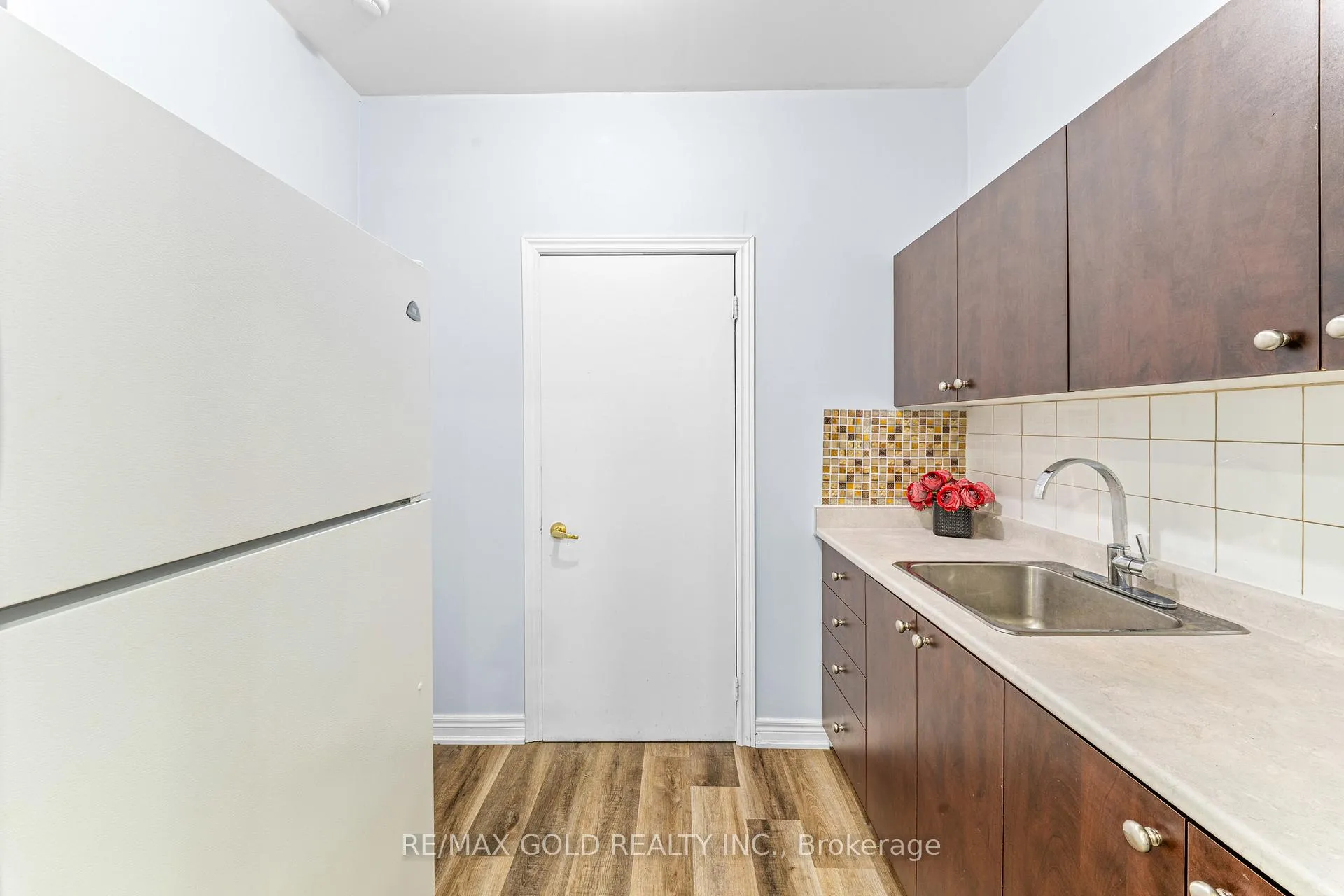 Photo 34 of 14 Stingray Court, Brampton, Madoc — HOMEH