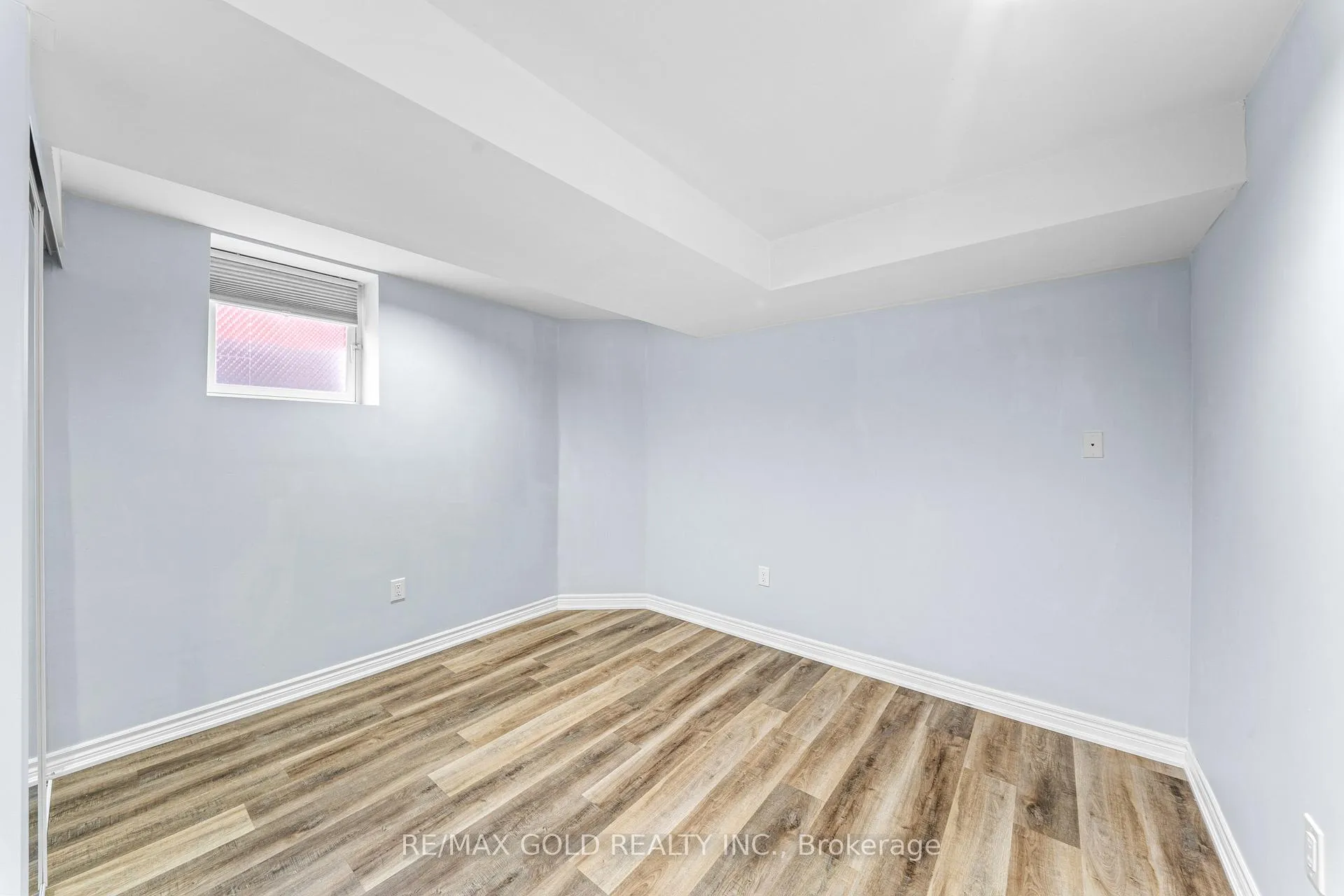 Photo 36 of 14 Stingray Court, Brampton, Madoc — HOMEH