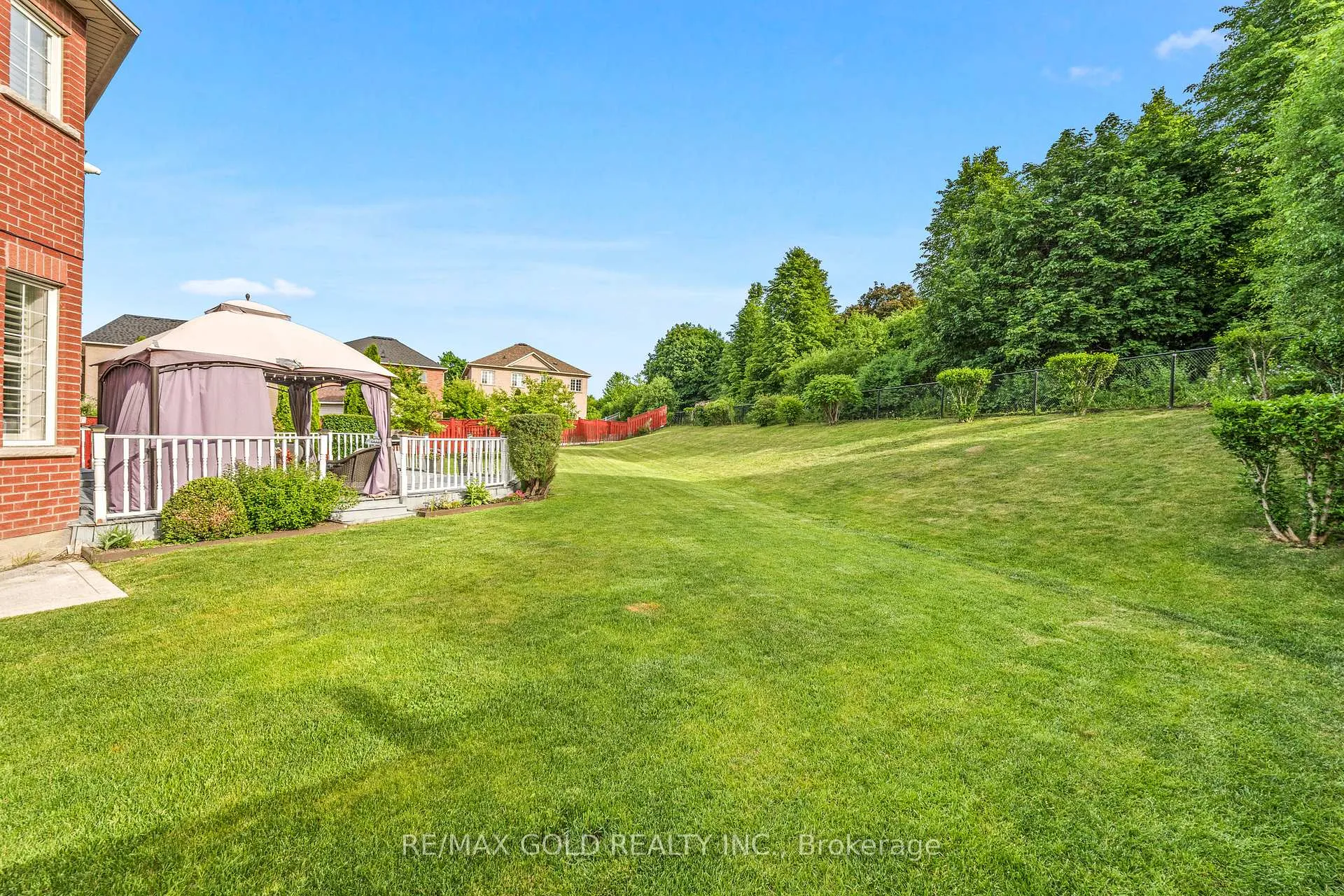 Photo 43 of 14 Stingray Court, Brampton, Madoc — HOMEH