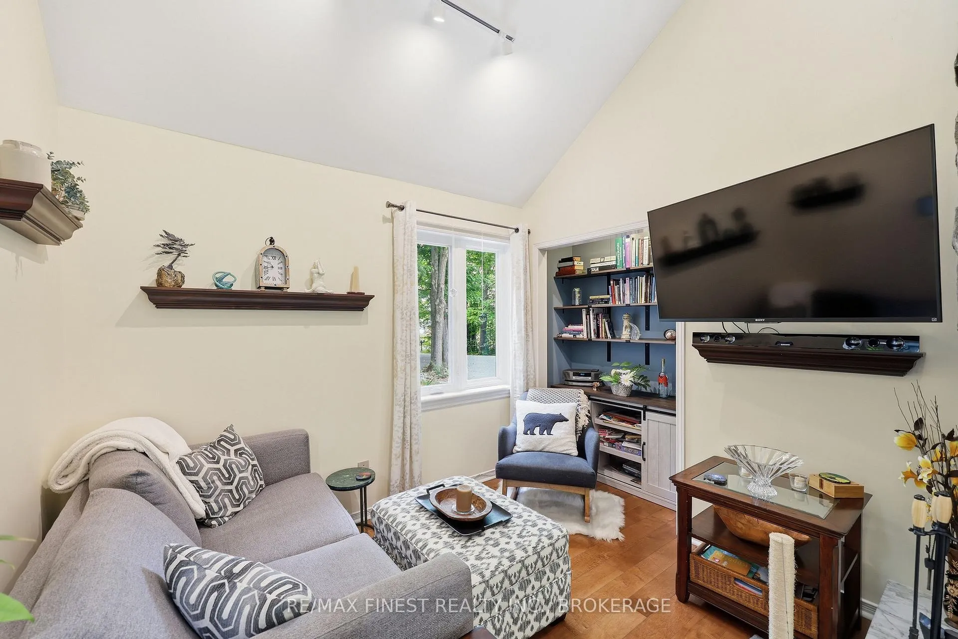Photo 34 of 3886 Holmes Road, Frontenac, Frontenac South — HOMEH