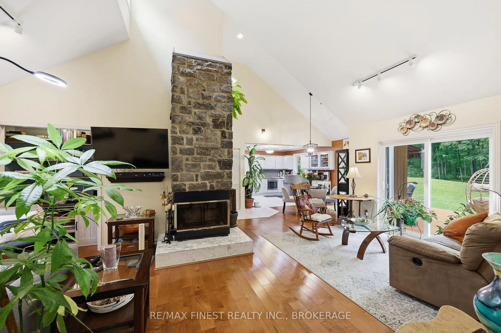 Photo 35 of 3886 Holmes Road, Frontenac, Frontenac South — HOMEH