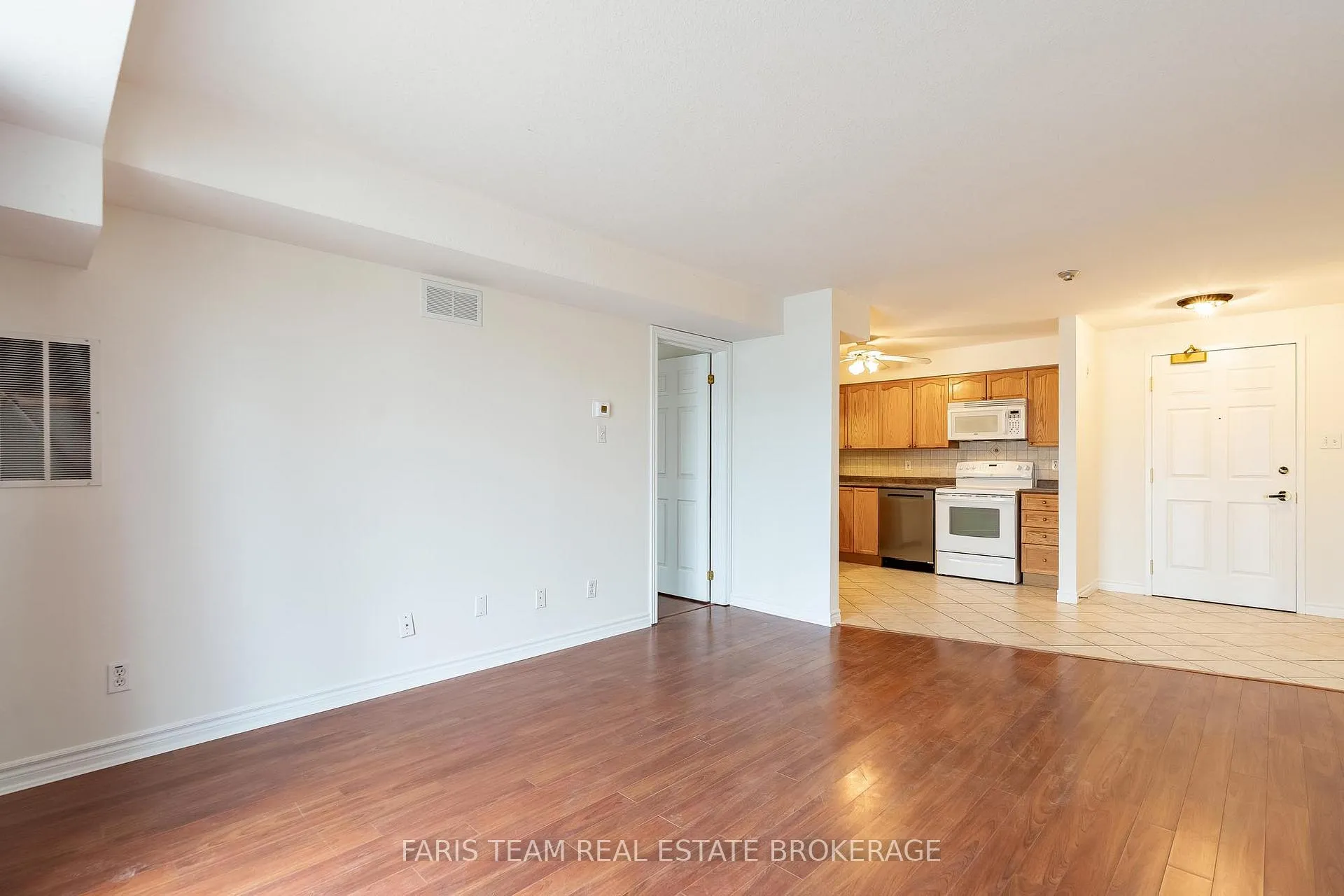 Photo 14 of Unit 119, 49 Jacobs Terrace, Barrie, Allandale — HOMEH