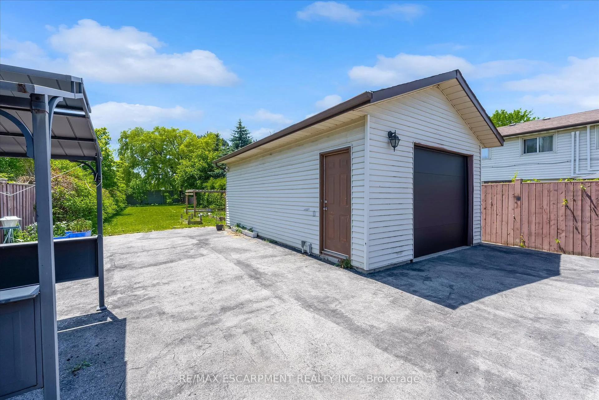Photo 30 of 261 Limeridge Road W, Hamilton, Rolston — HOMEH