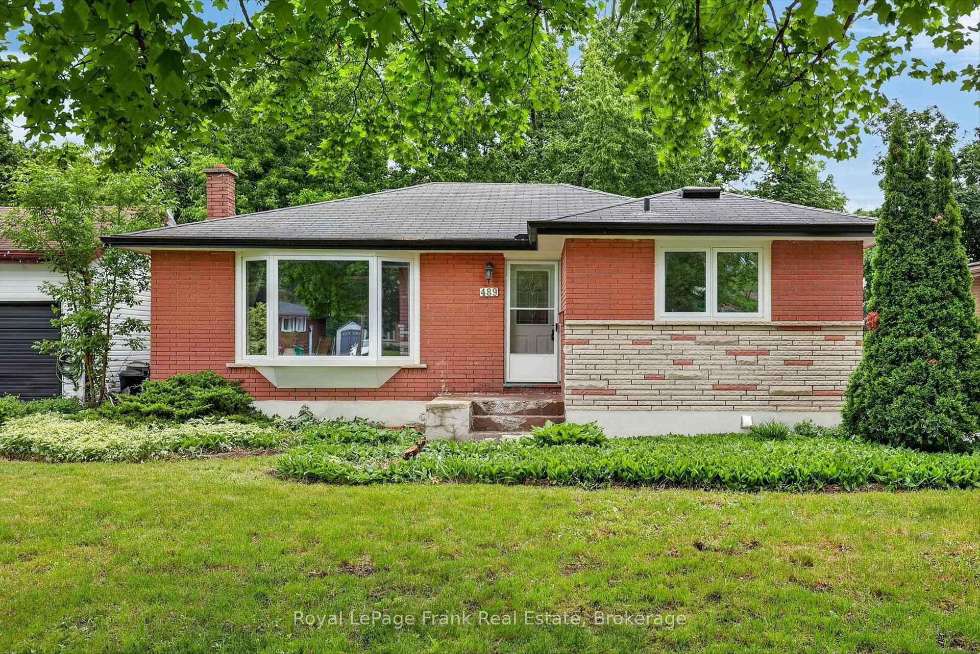 Photo 3 of 489 Raymond Street, Peterborough, Northcrest Ward 5 — HOMEH