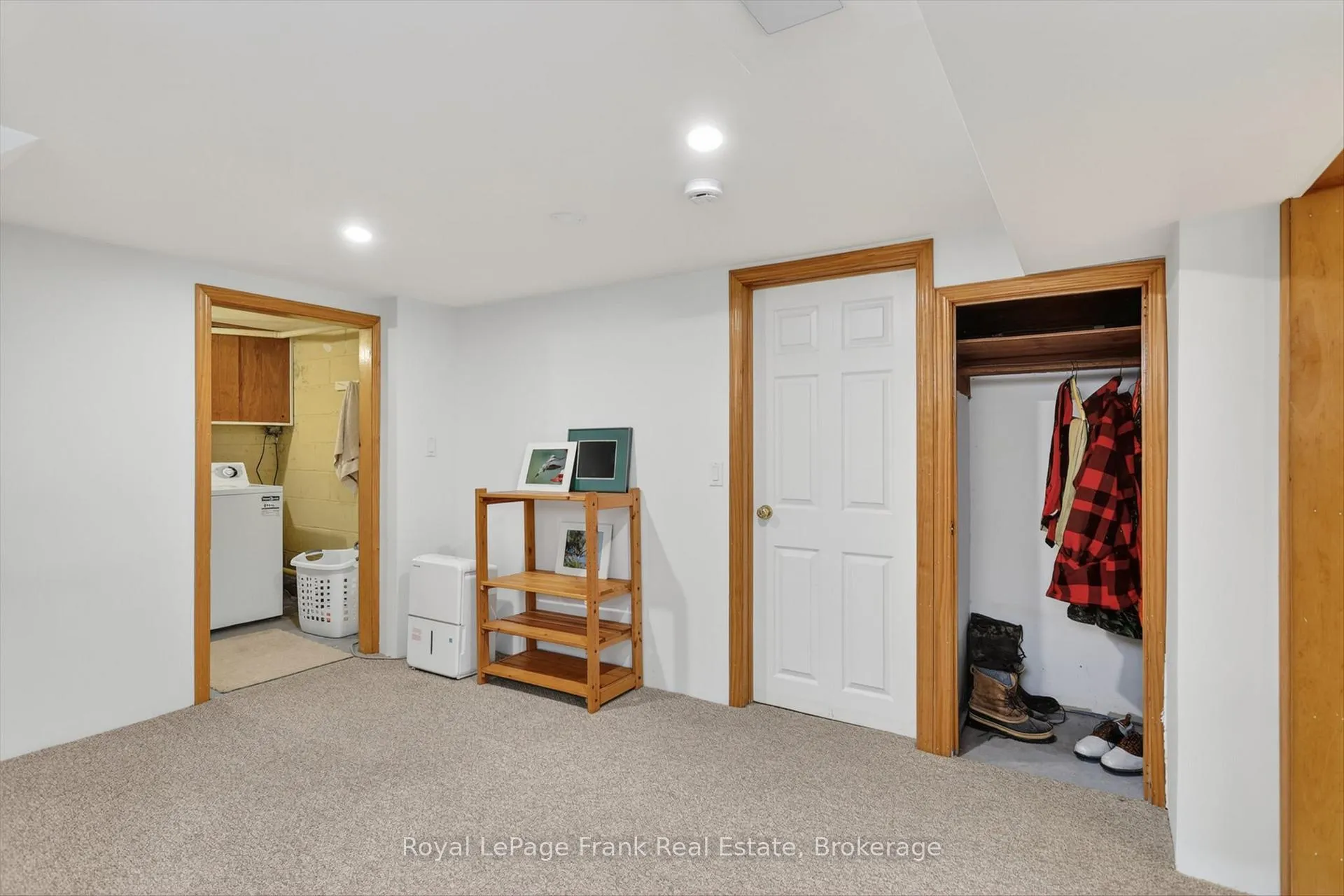 Photo 27 of 489 Raymond Street, Peterborough, Northcrest Ward 5 — HOMEH