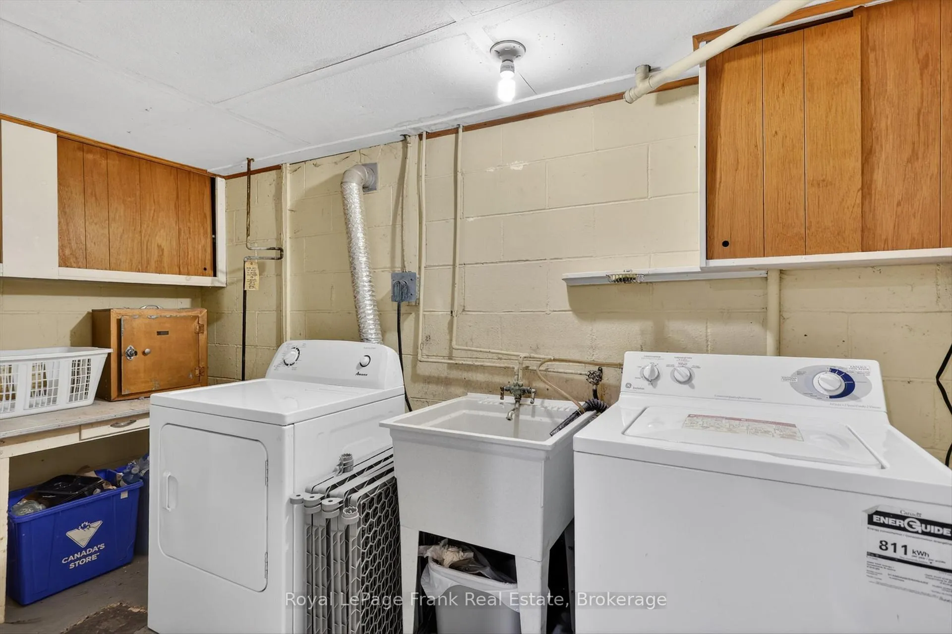 Photo 28 of 489 Raymond Street, Peterborough, Northcrest Ward 5 — HOMEH