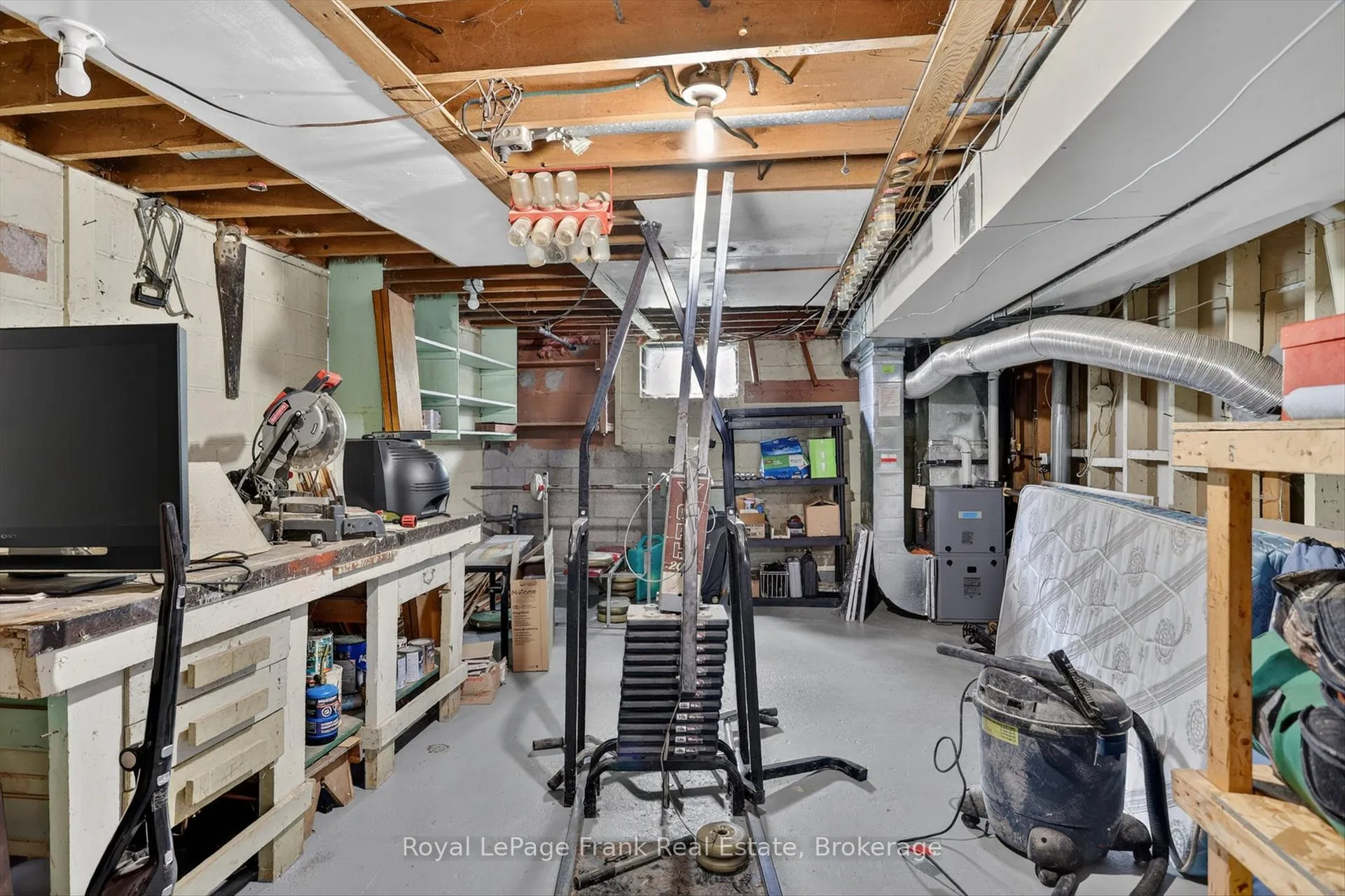 Photo 36 of 489 Raymond Street, Peterborough, Northcrest Ward 5 — HOMEH