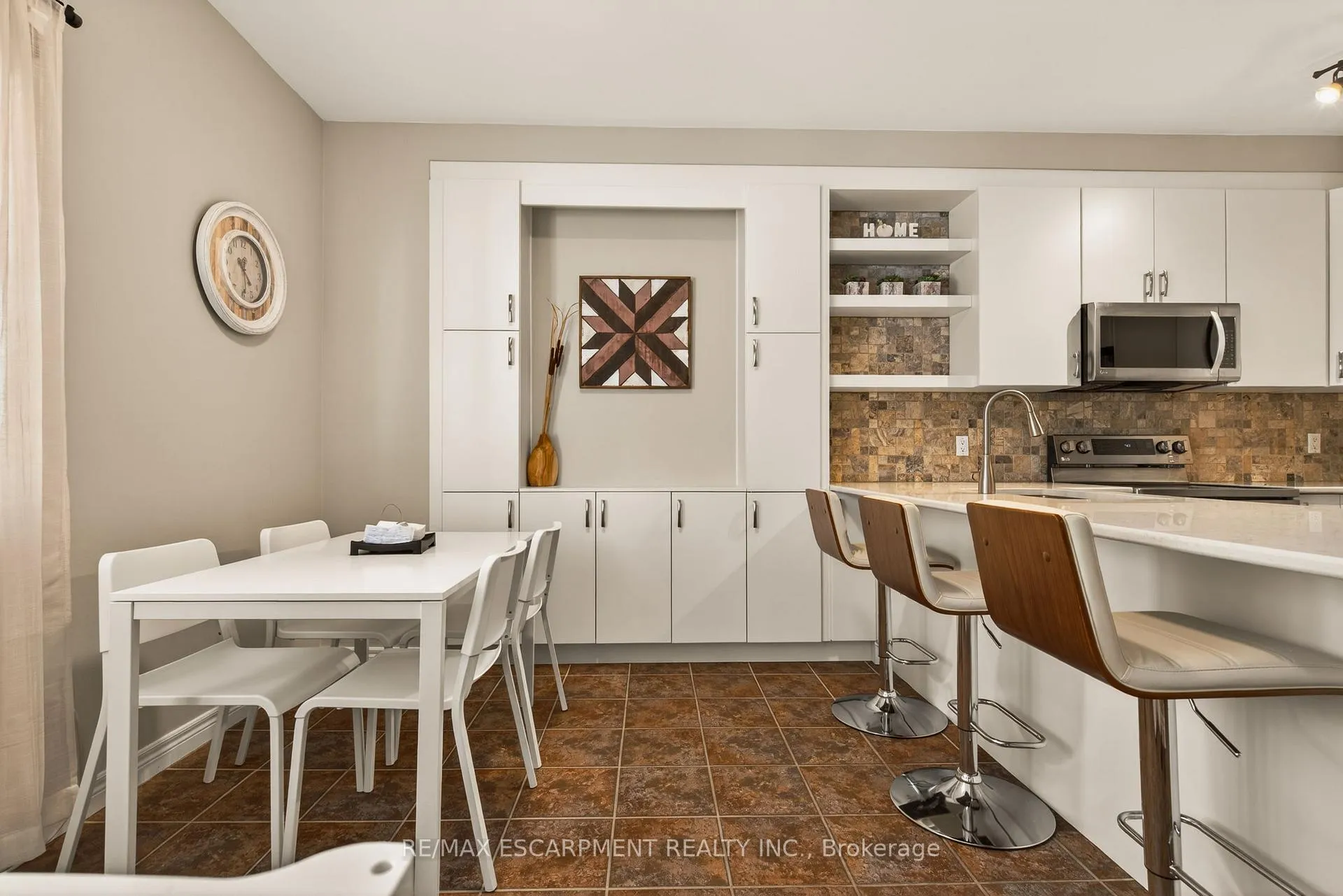 Photo 9 of Unit 20, 100 Beddoe Drive, Hamilton, Chedoke Park — HOMEH
