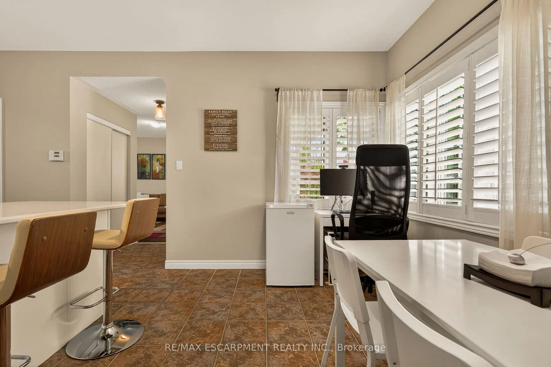 Photo 10 of Unit 20, 100 Beddoe Drive, Hamilton, Chedoke Park — HOMEH