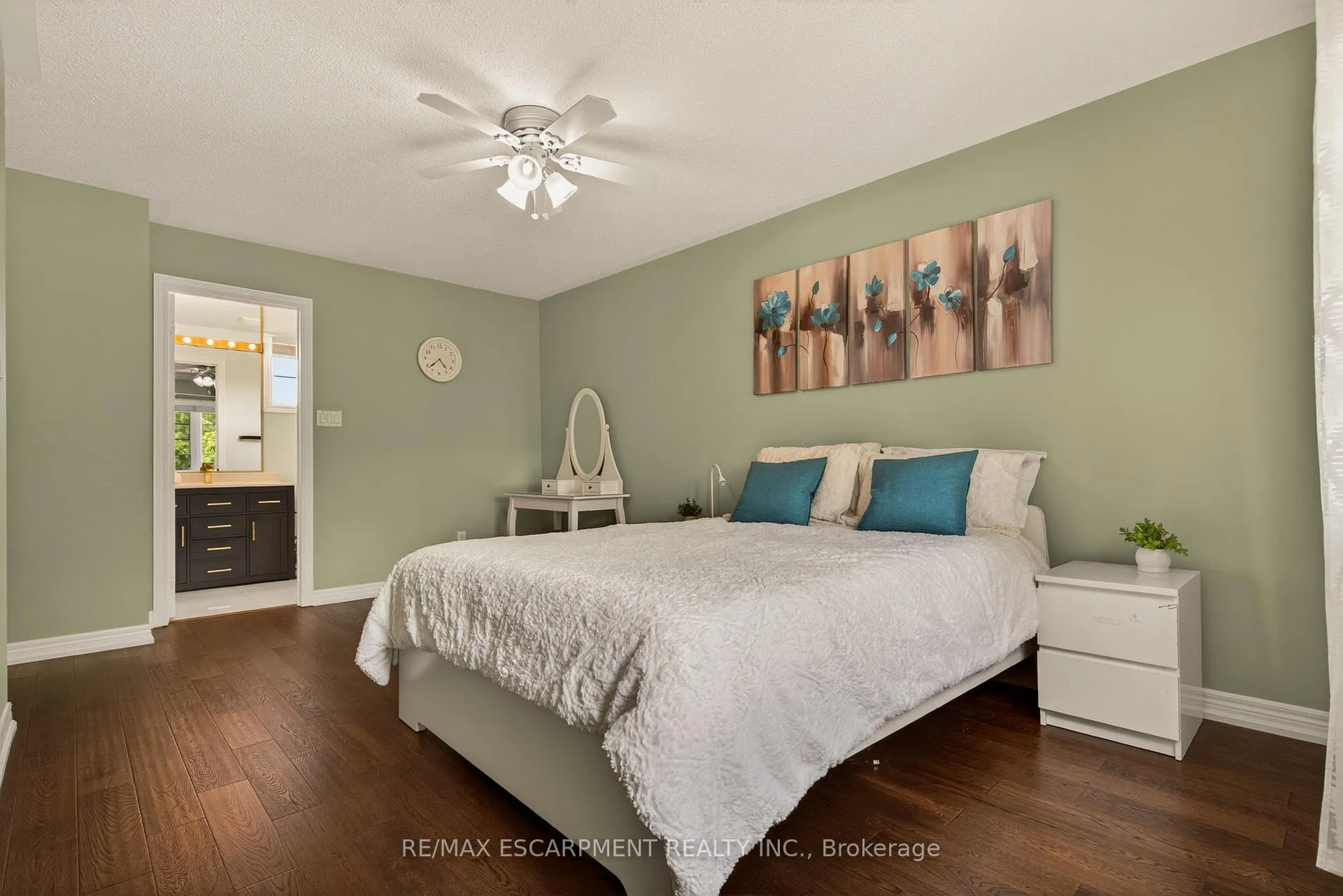 Photo 20 of Unit 20, 100 Beddoe Drive, Hamilton, Chedoke Park — HOMEH