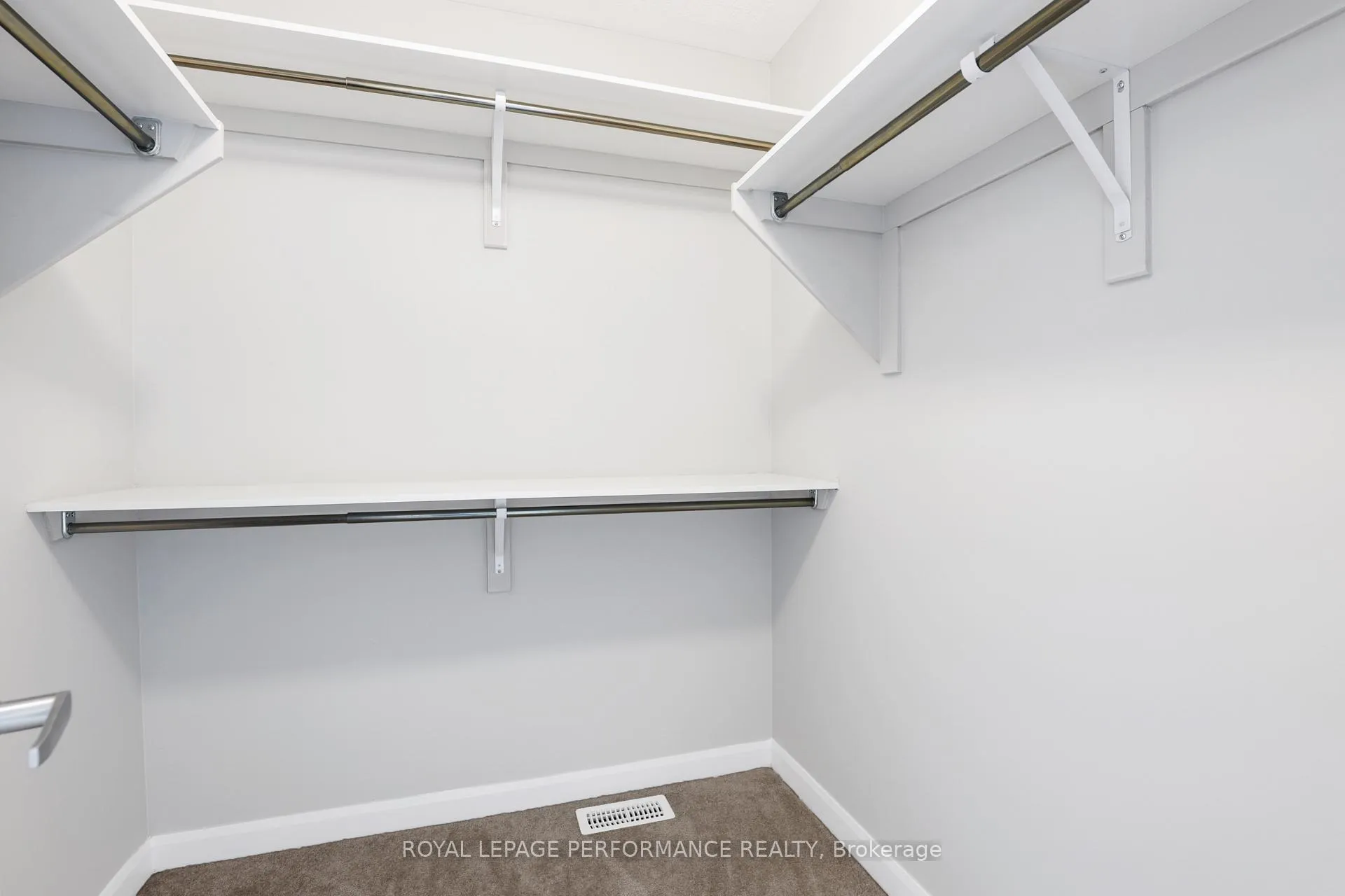 Photo 22 of 44 Gardenpost Terrace, Ottawa, Avalon West — HOMEH