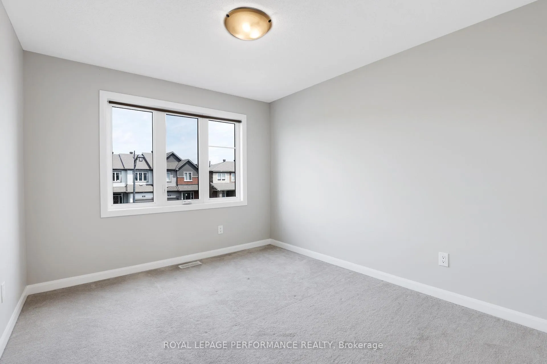 Photo 23 of 44 Gardenpost Terrace, Ottawa, Avalon West — HOMEH