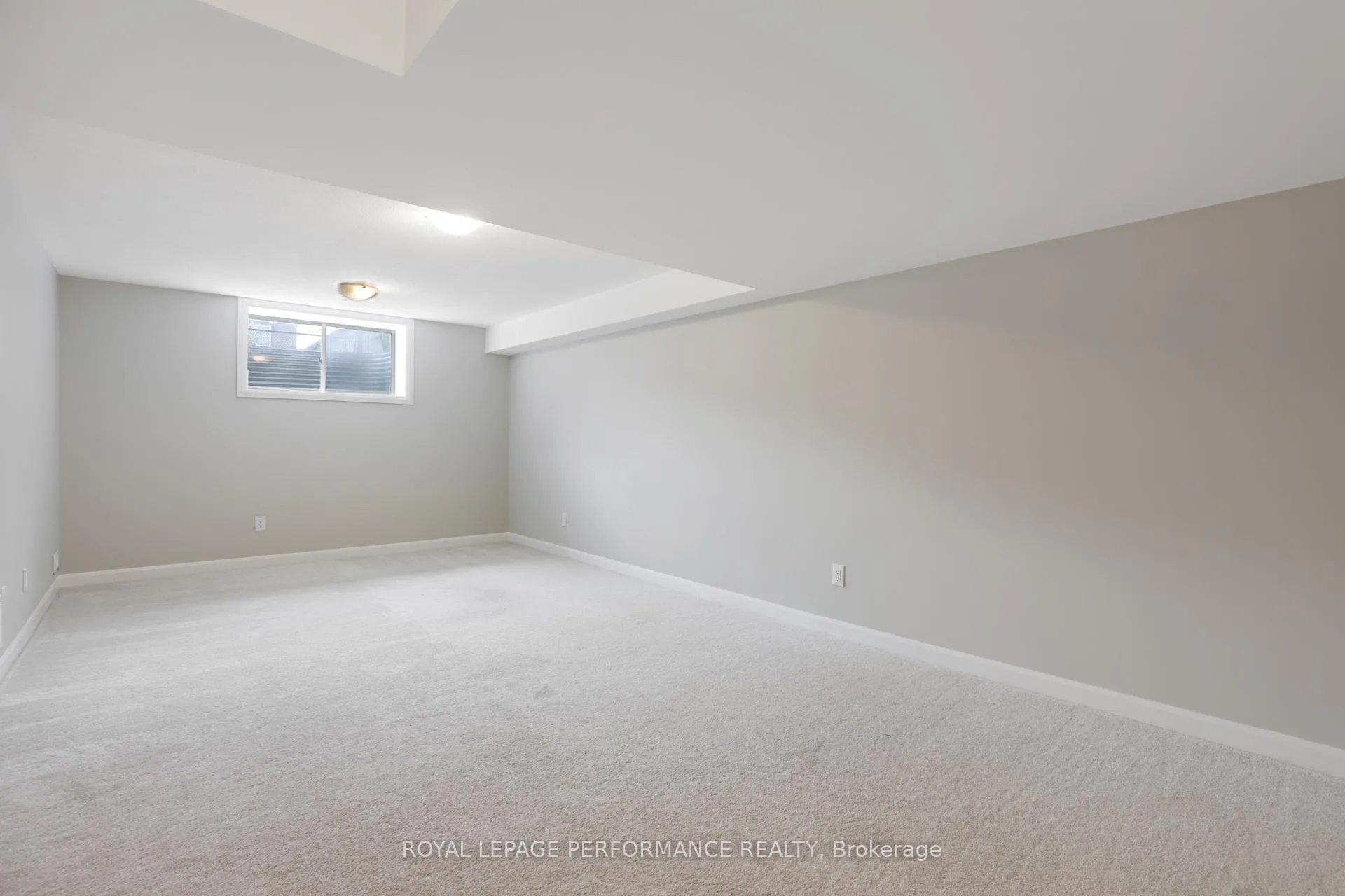 Photo 27 of 44 Gardenpost Terrace, Ottawa, Avalon West — HOMEH