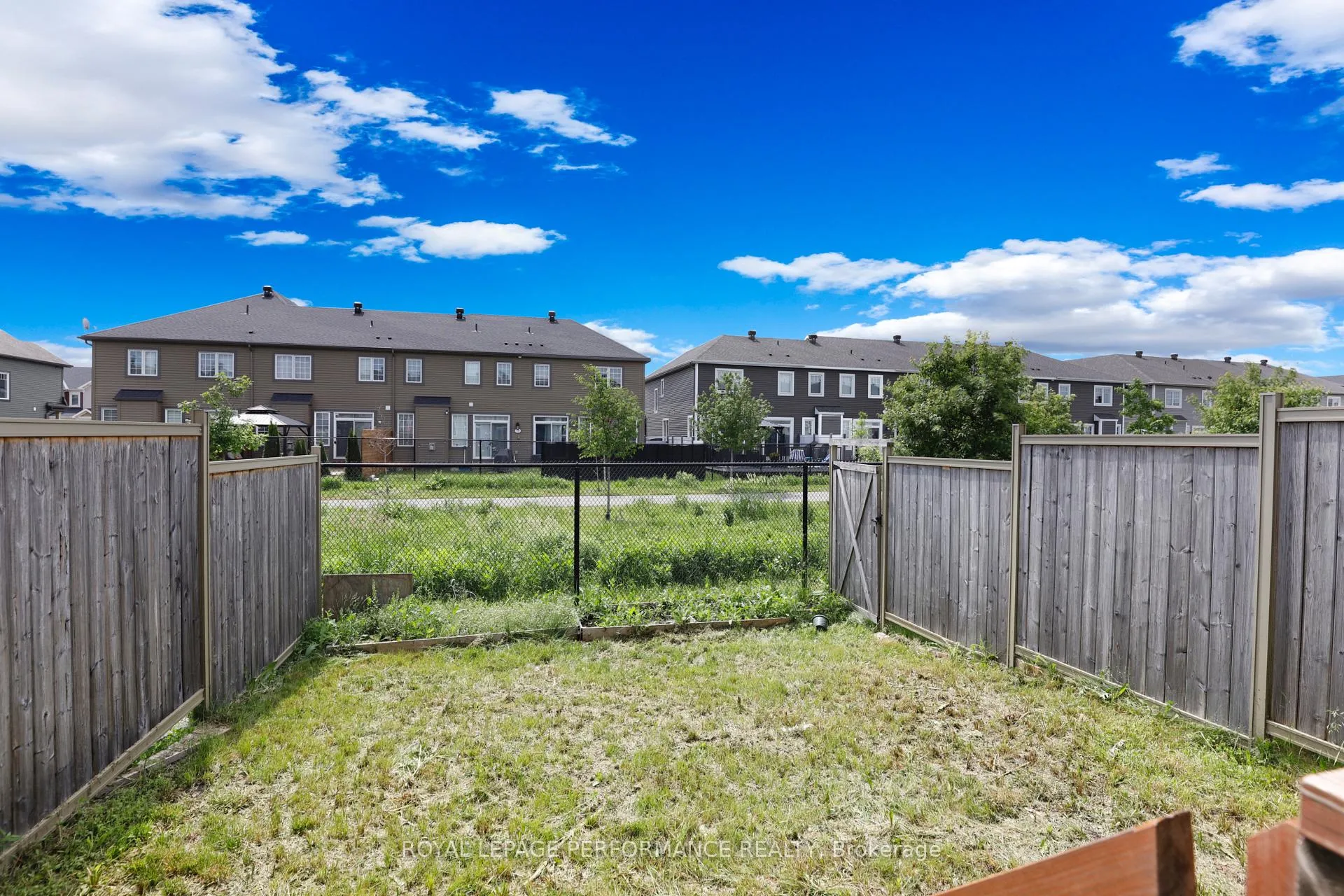 Photo 30 of 44 Gardenpost Terrace, Ottawa, Avalon West — HOMEH