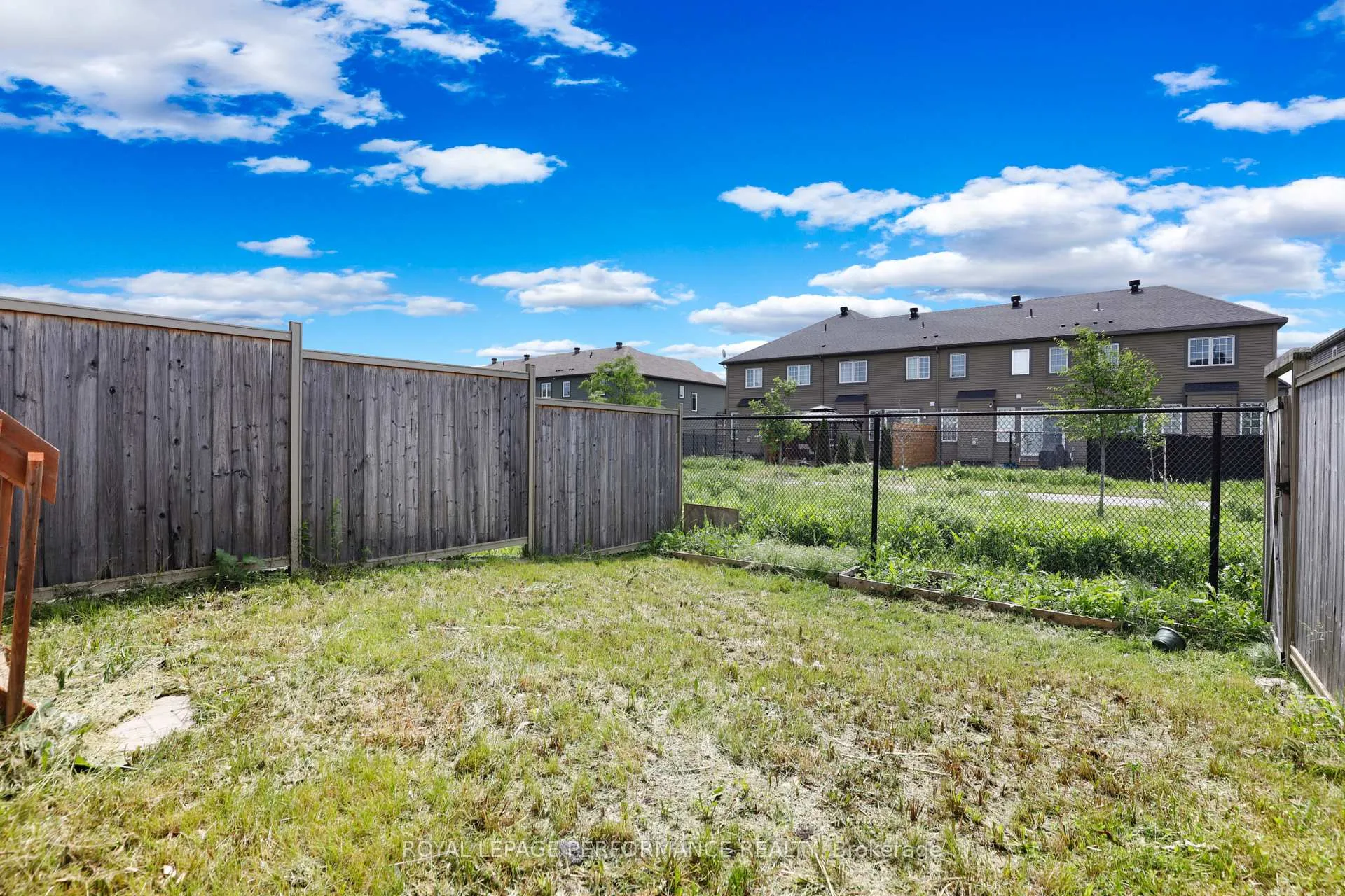 Photo 31 of 44 Gardenpost Terrace, Ottawa, Avalon West — HOMEH