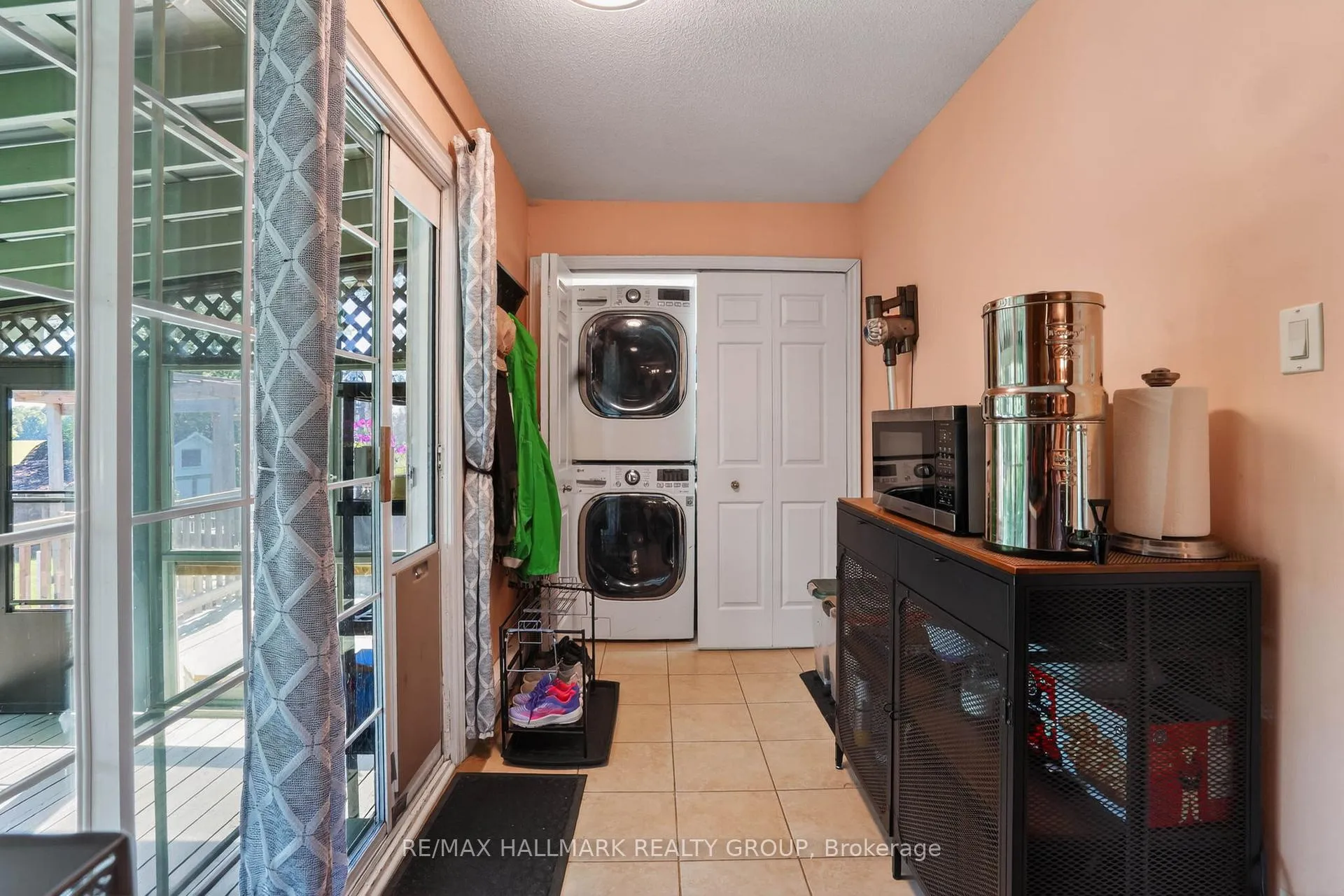 Photo 11 of 3938 Larmours Road, Ottawa, Sarsfield/Bearbrook — HOMEH
