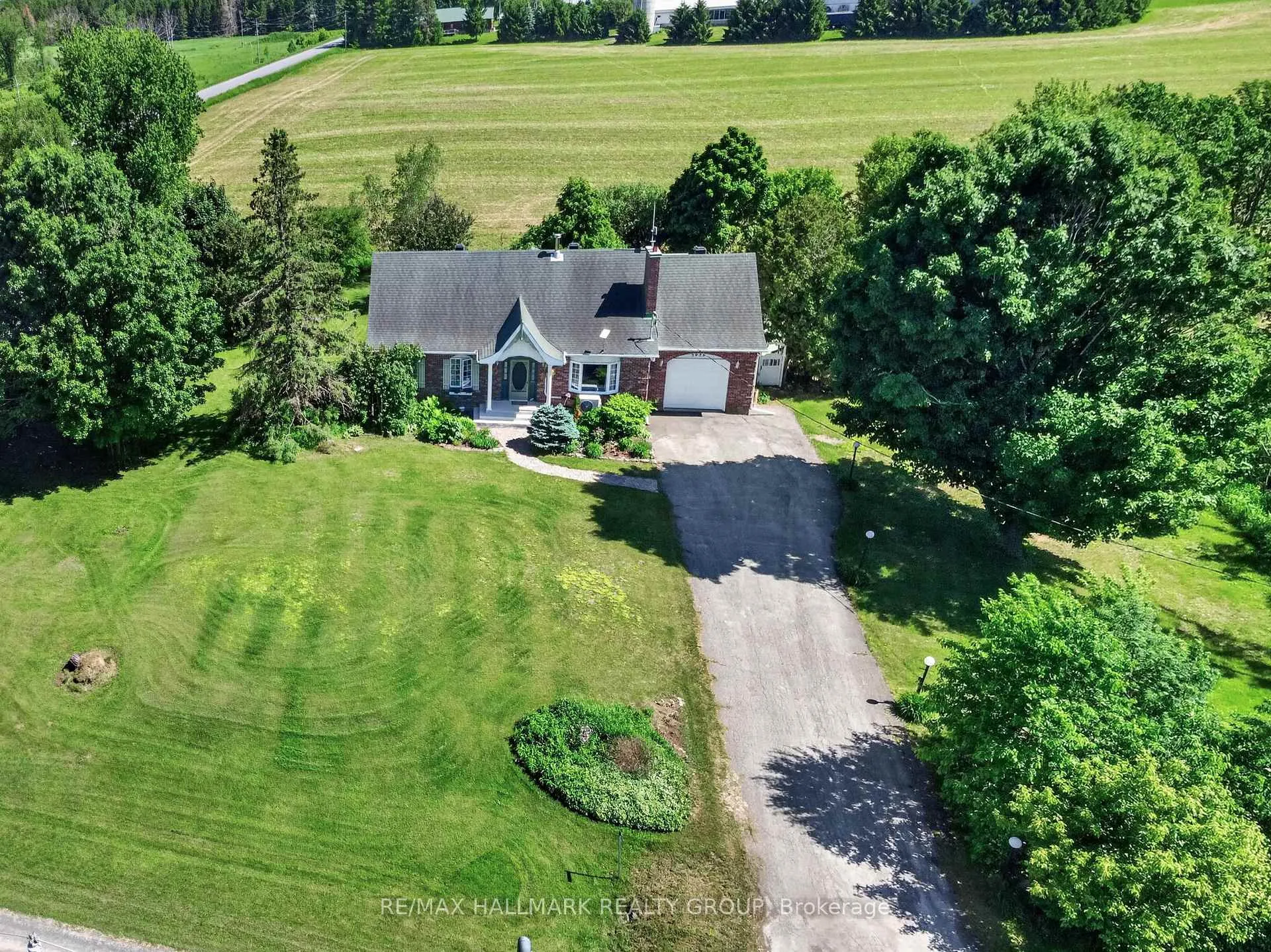 Photo 41 of 3938 Larmours Road, Ottawa, Sarsfield/Bearbrook — HOMEH