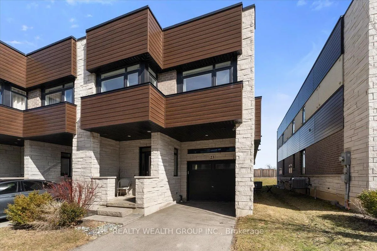 Photo 2 of Unit 23, 35 Midhurst Heights, Hamilton, Stoney Creek Mountain — HOMEH